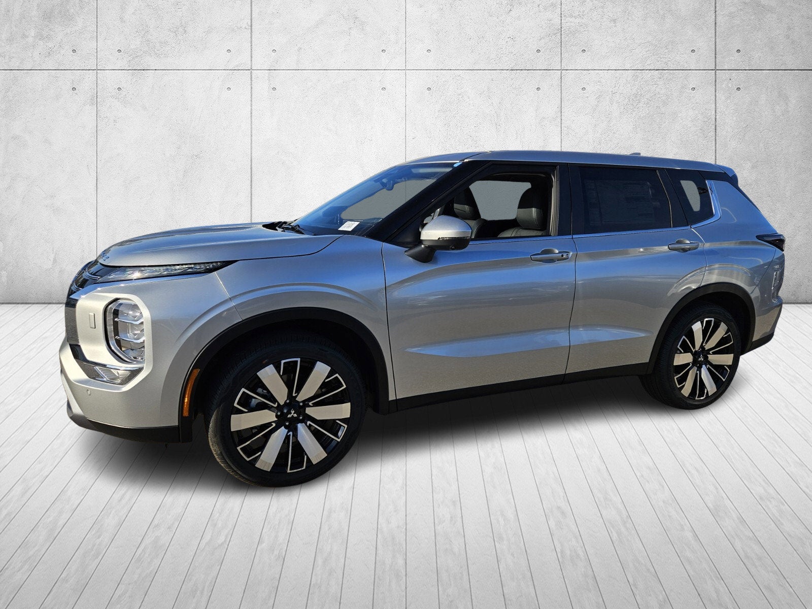 2026 Mitsubishi Outlander Base