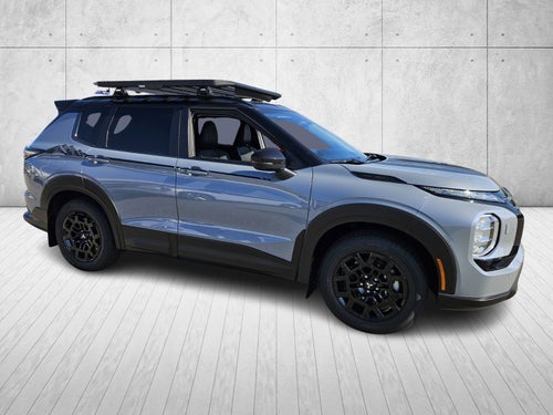 2026 Mitsubishi Outlander Base