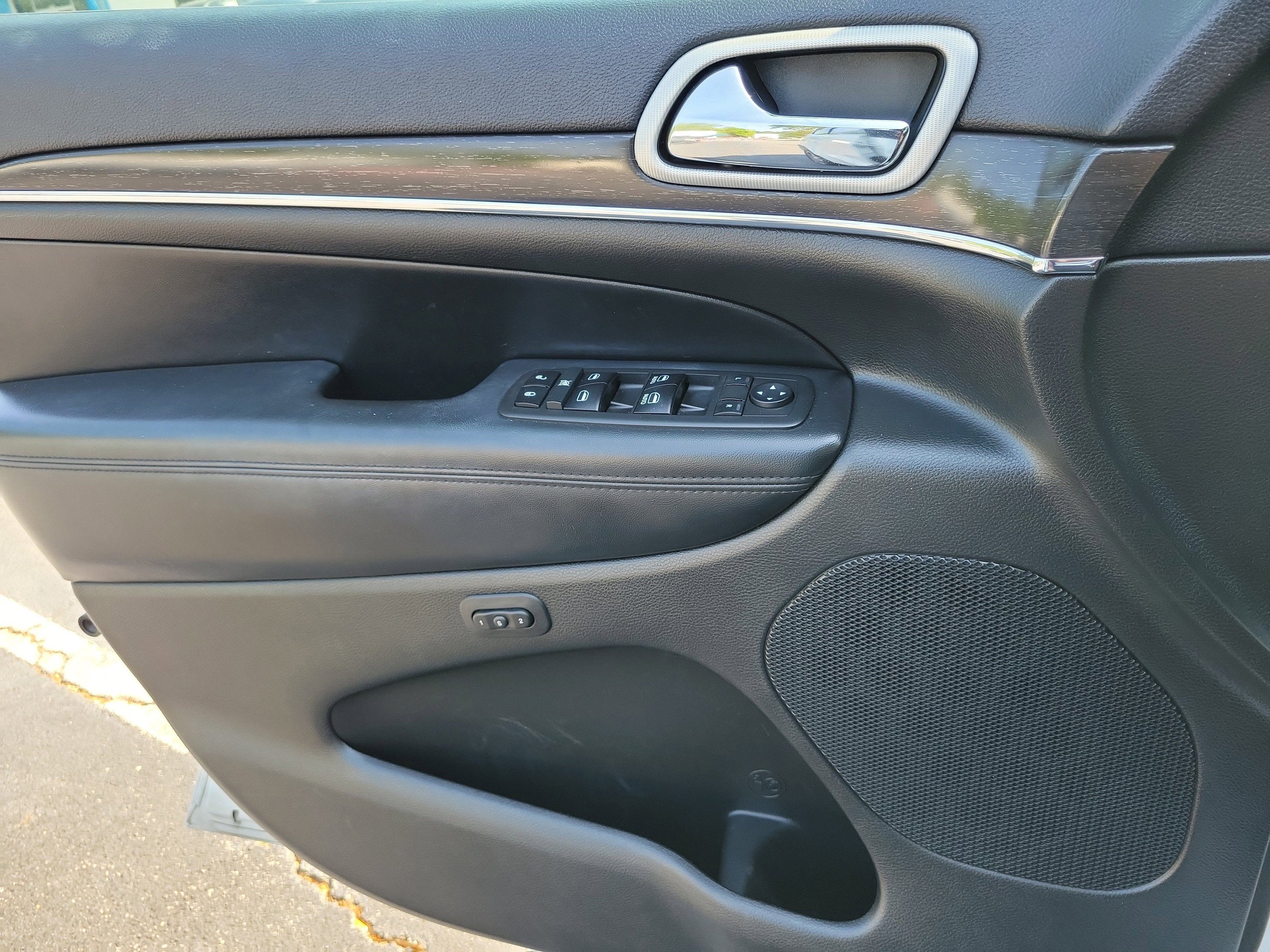 2018 Jeep Grand Cherokee Sterling Edition