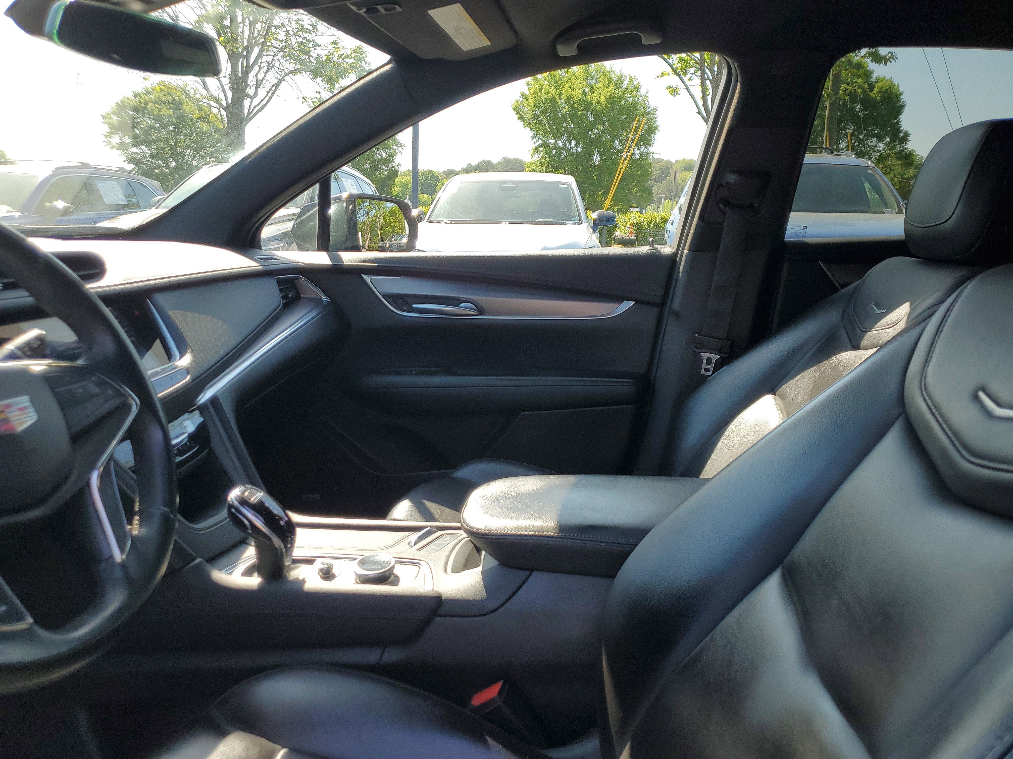 2023 Cadillac XT5 FWD Luxury