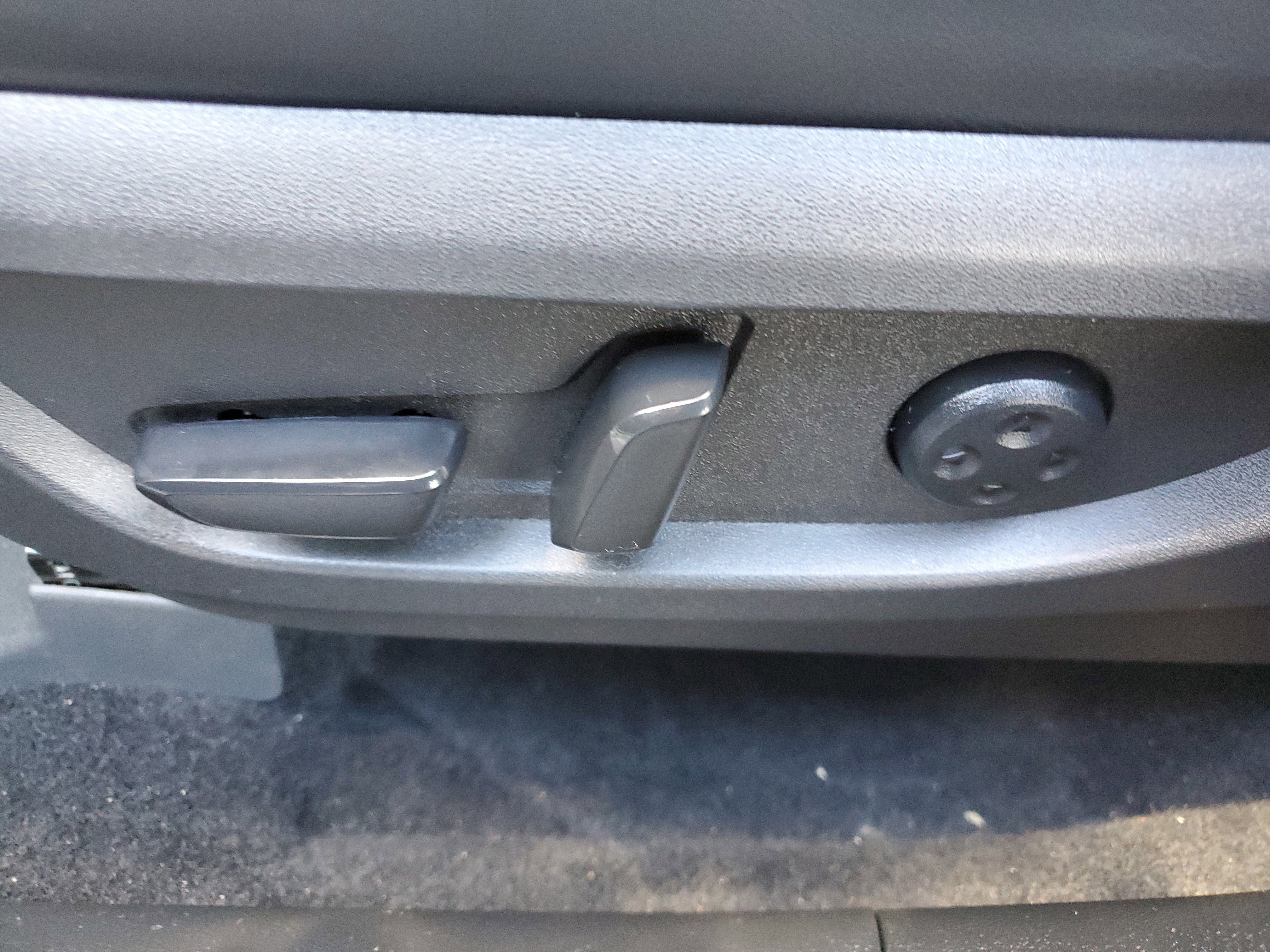 2022 INFINITI QX50 LUXE