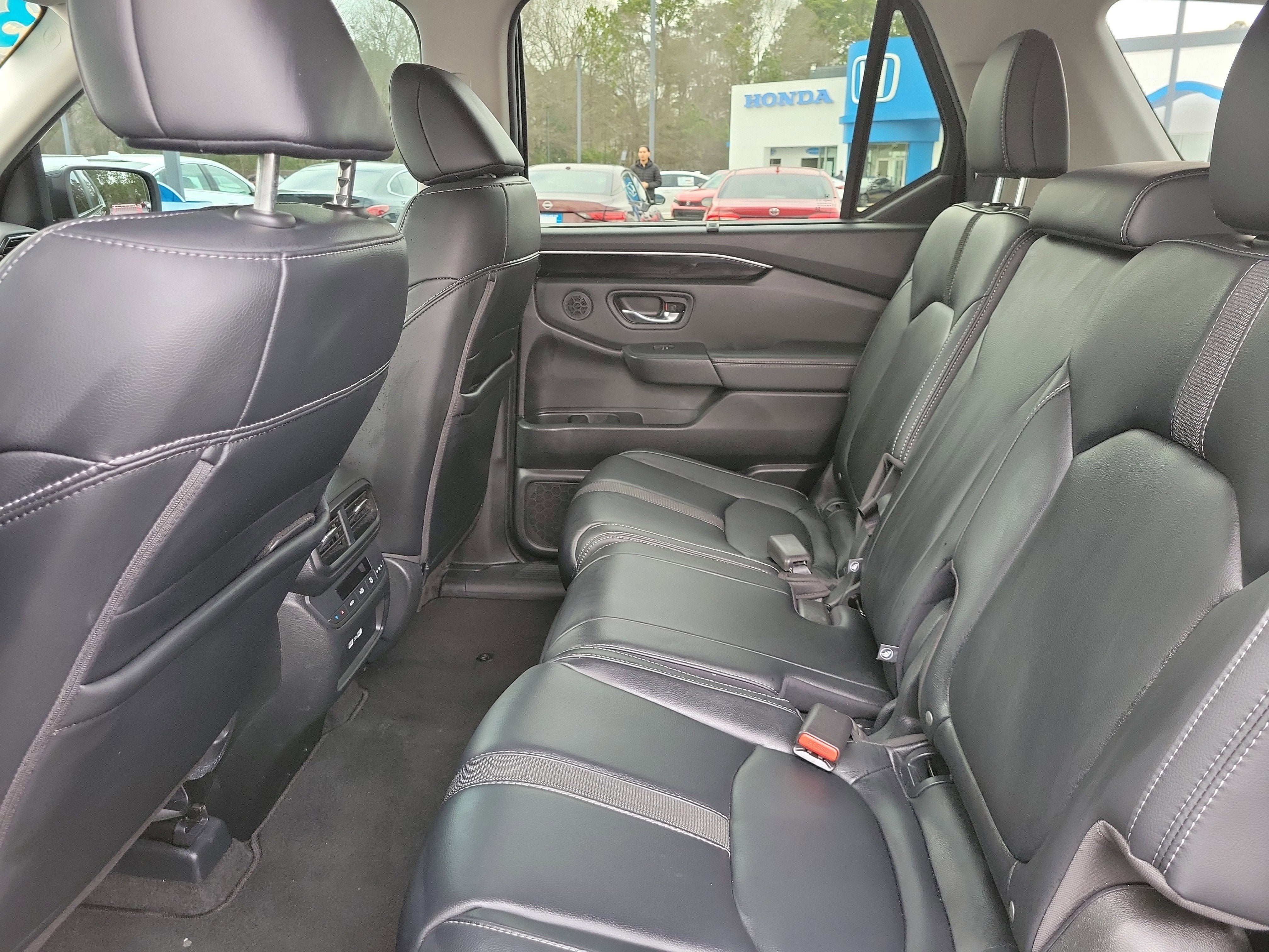 2023 Honda Pilot EX-L 8 Passenger