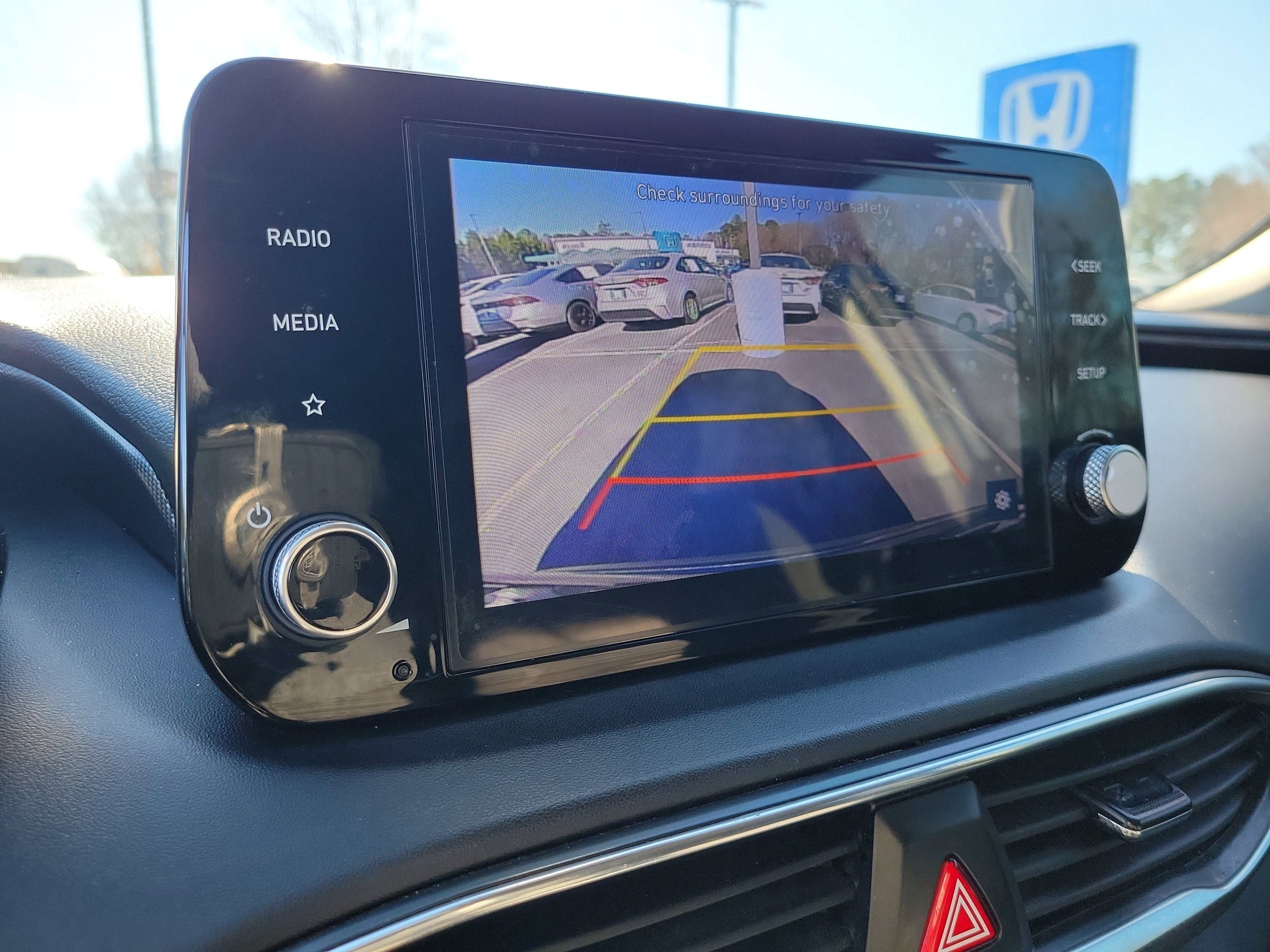 2022 Hyundai Santa Fe SE