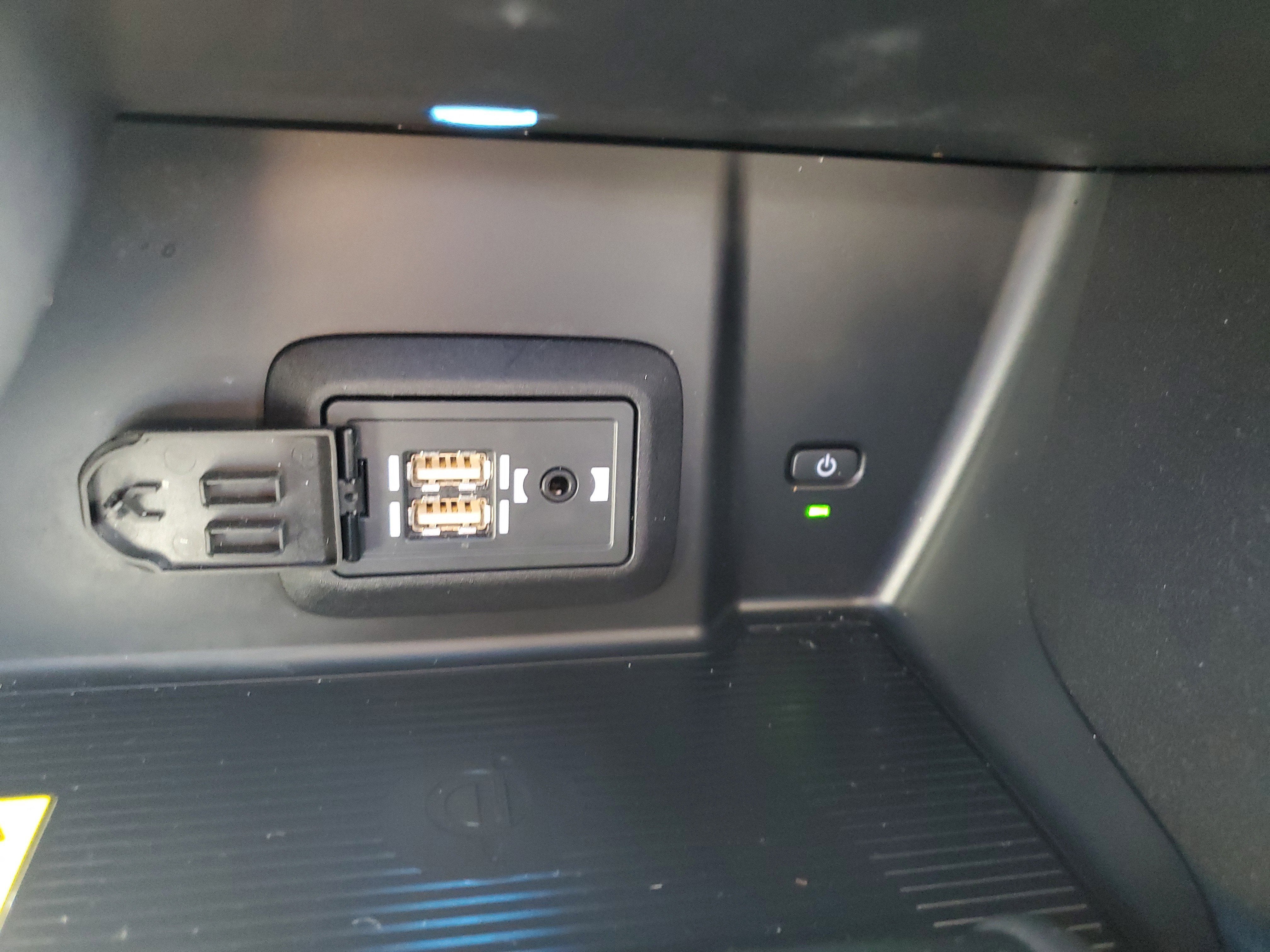 2022 Toyota Venza Base