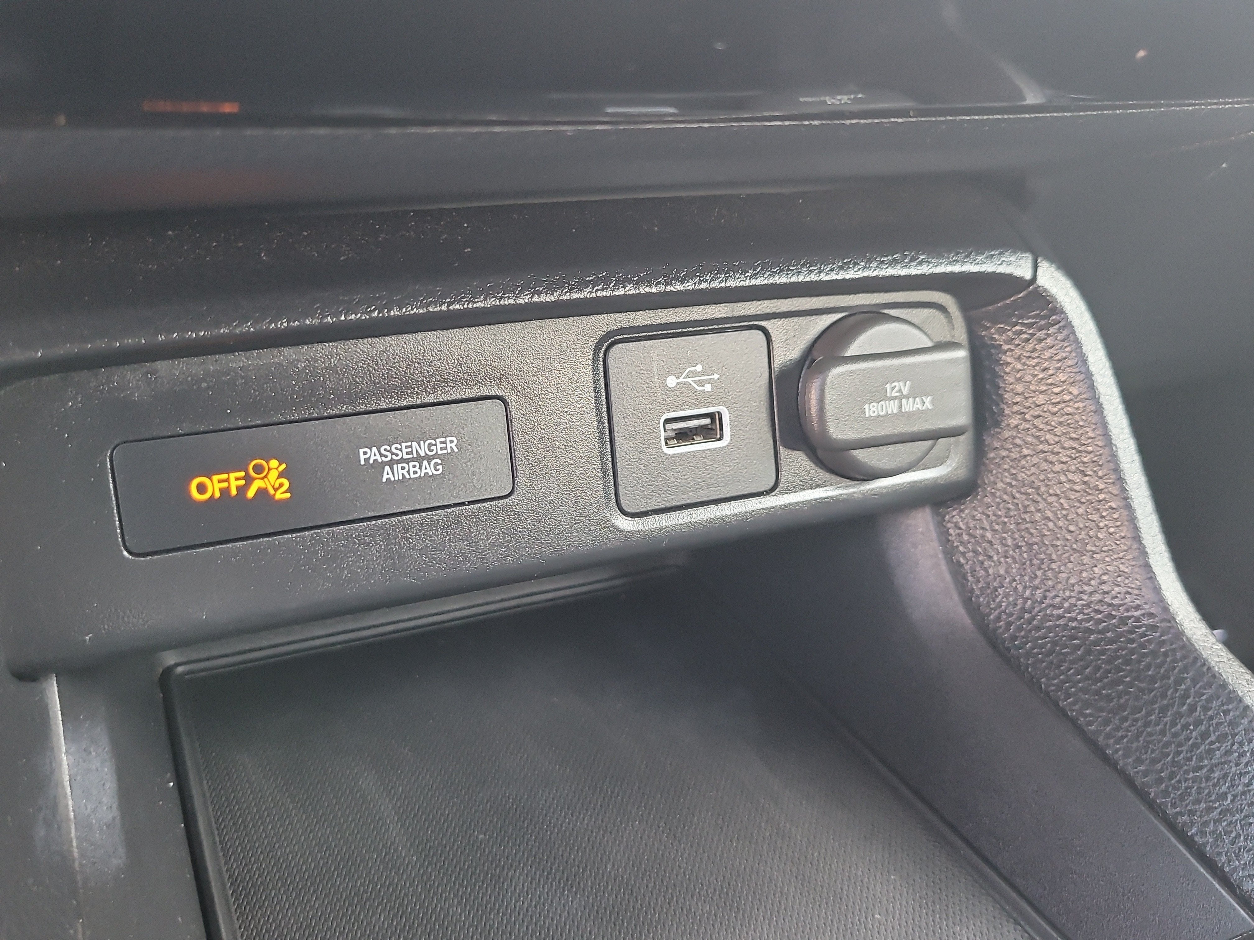 2024 Honda Civic Hatchback EX-L