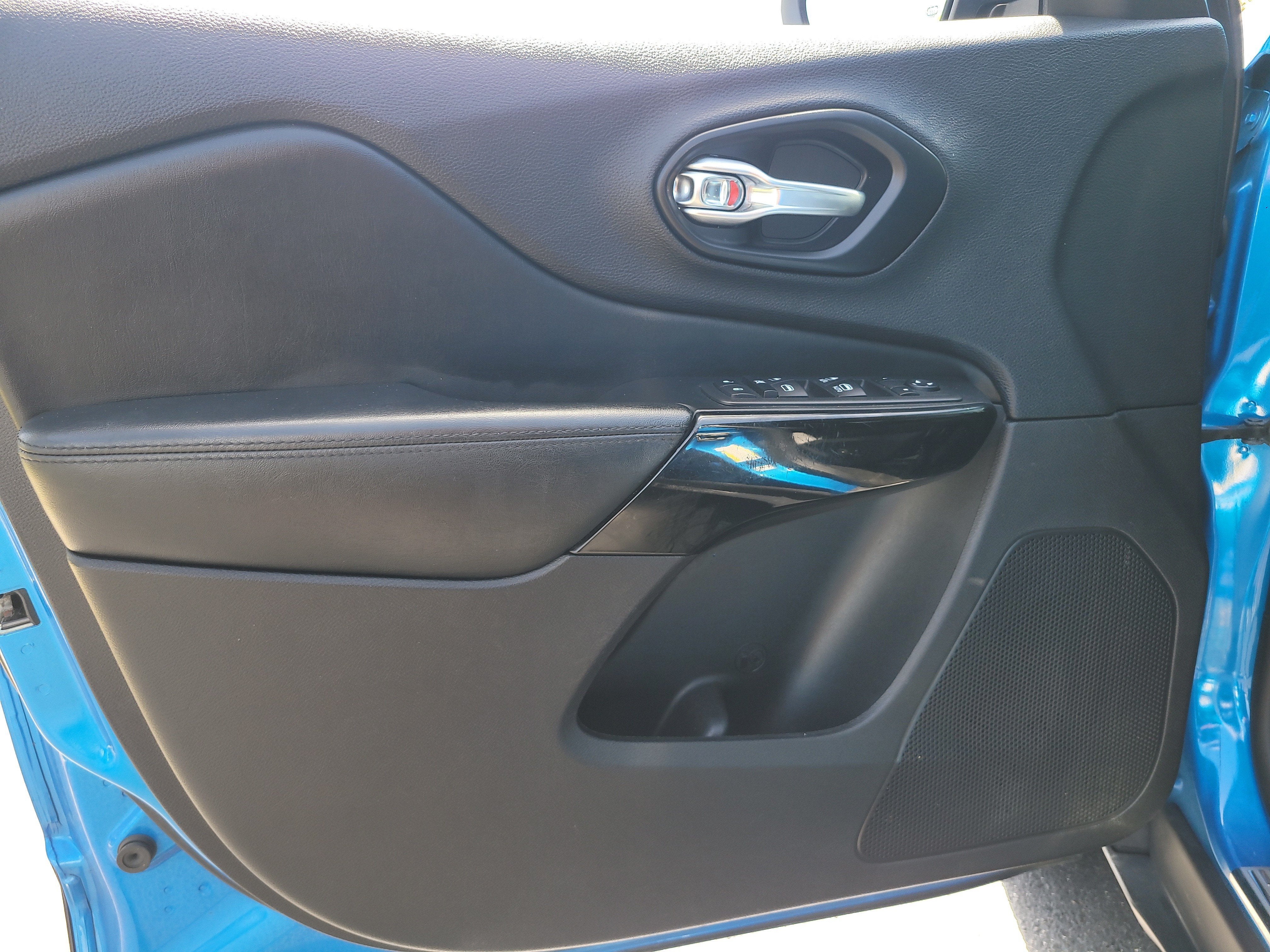 2021 Jeep Cherokee Altitude