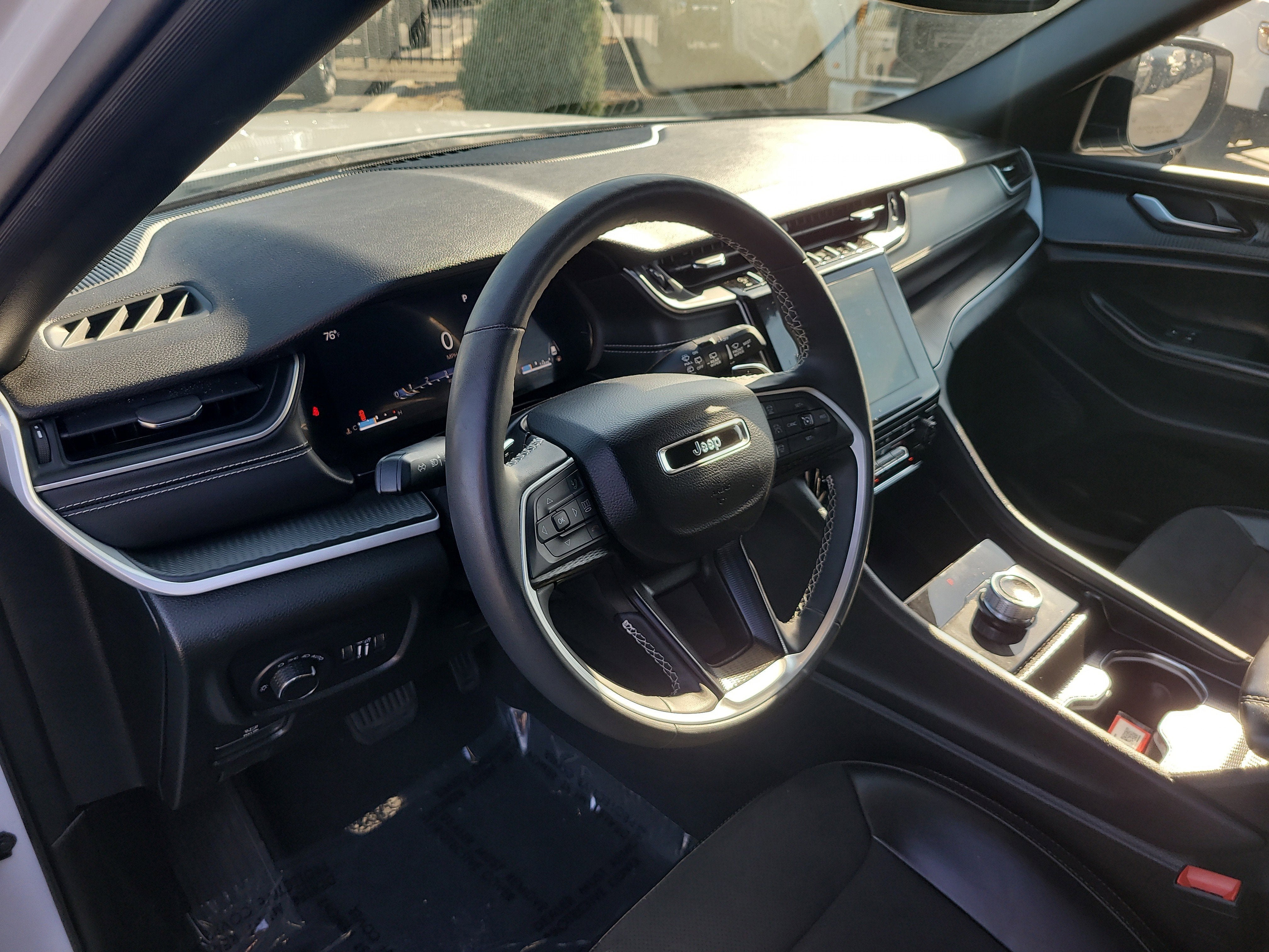 2024 Jeep Grand Cherokee Altitude