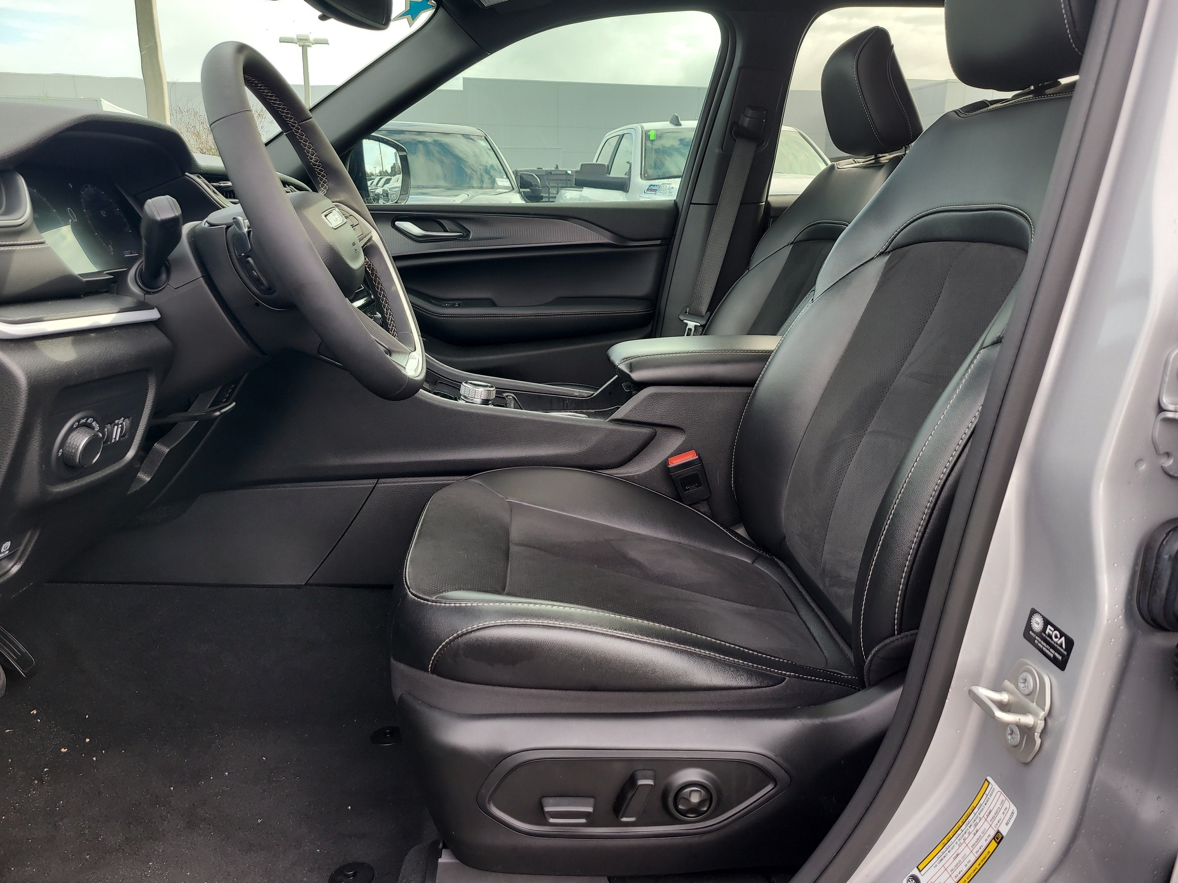 2024 Jeep Grand Cherokee Altitude X