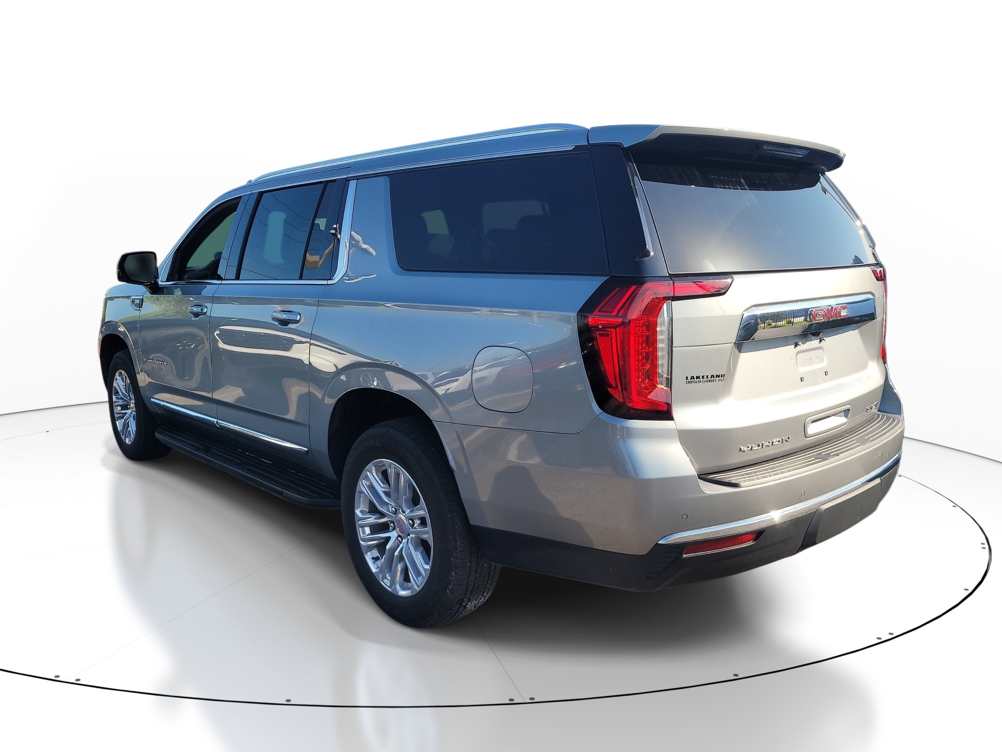 2024 GMC Yukon XL SLT