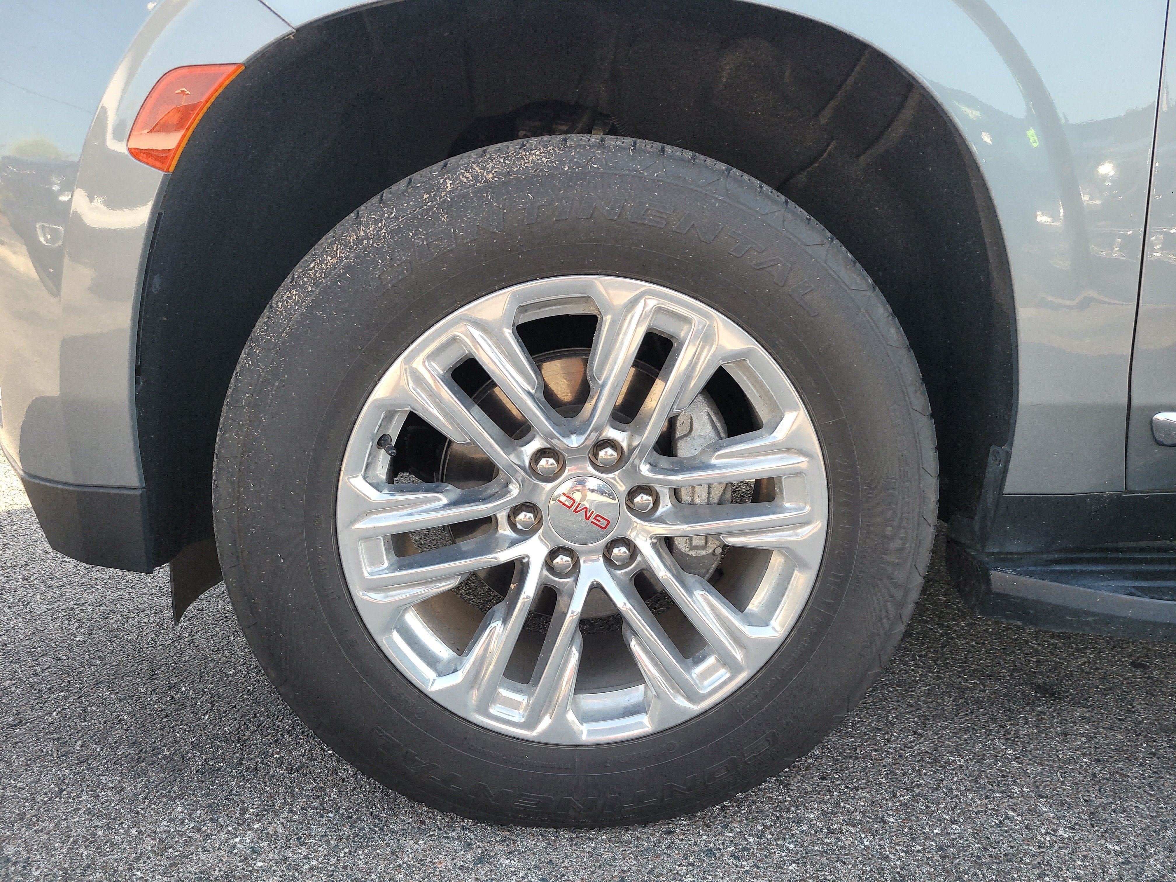 2024 GMC Yukon XL SLT