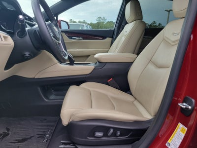 2017 Cadillac XT5 Luxury FWD
