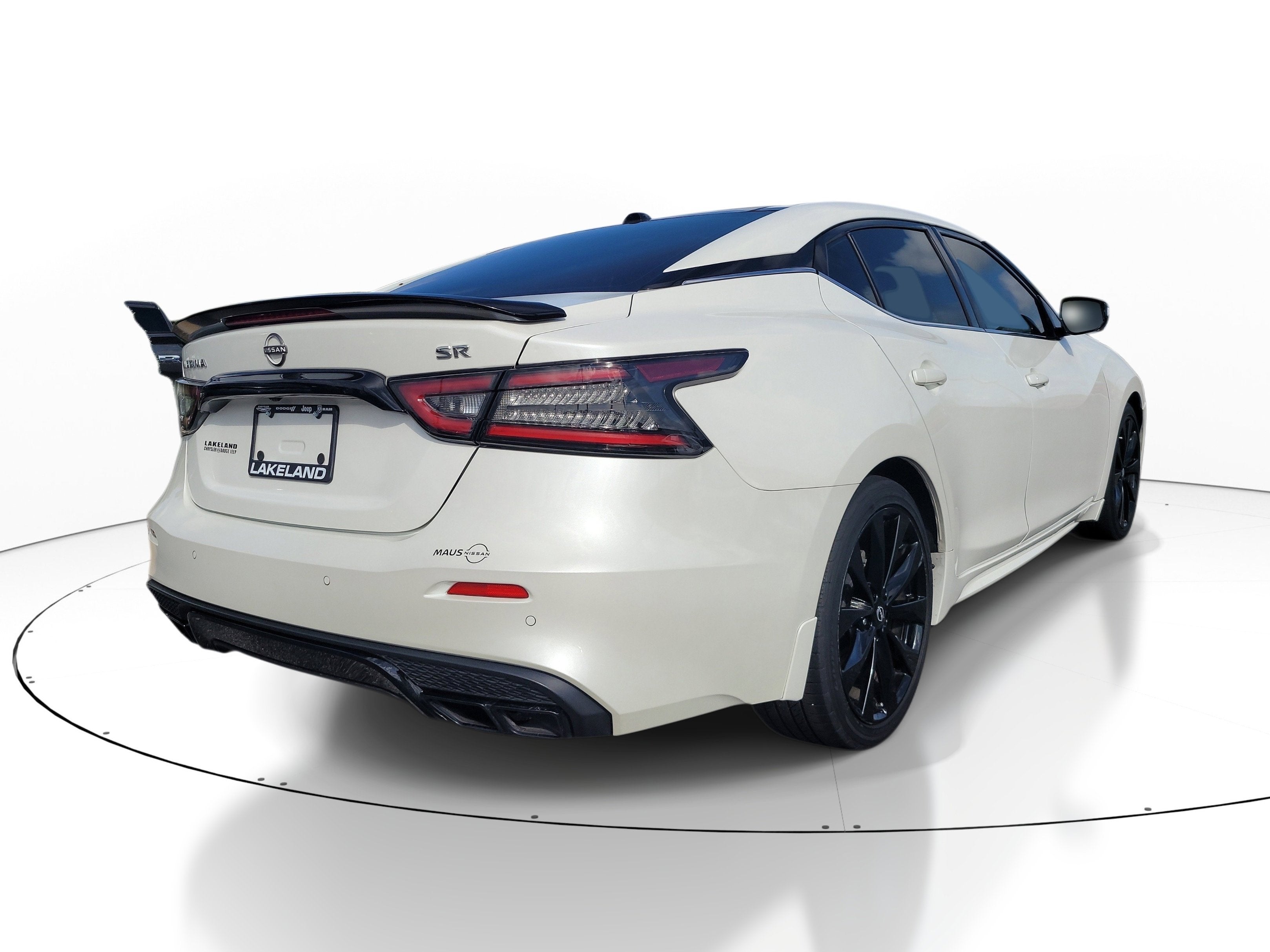 2023 Nissan Maxima SR