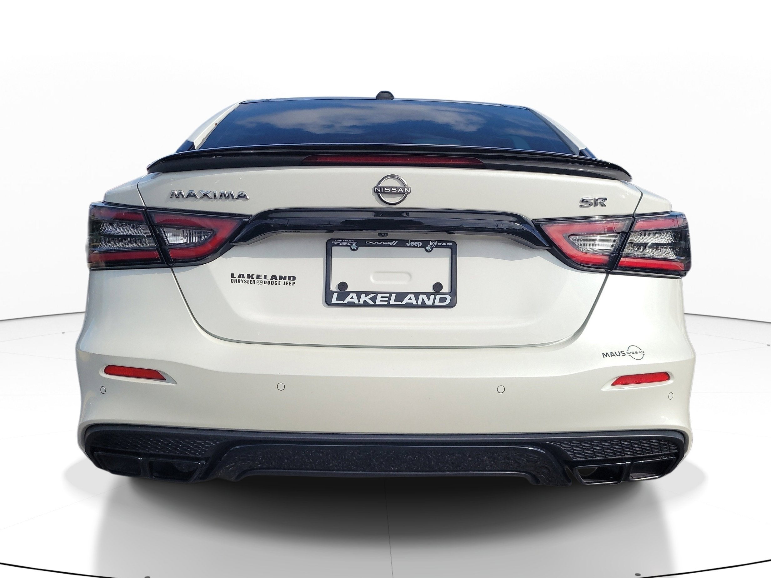 2023 Nissan Maxima SR