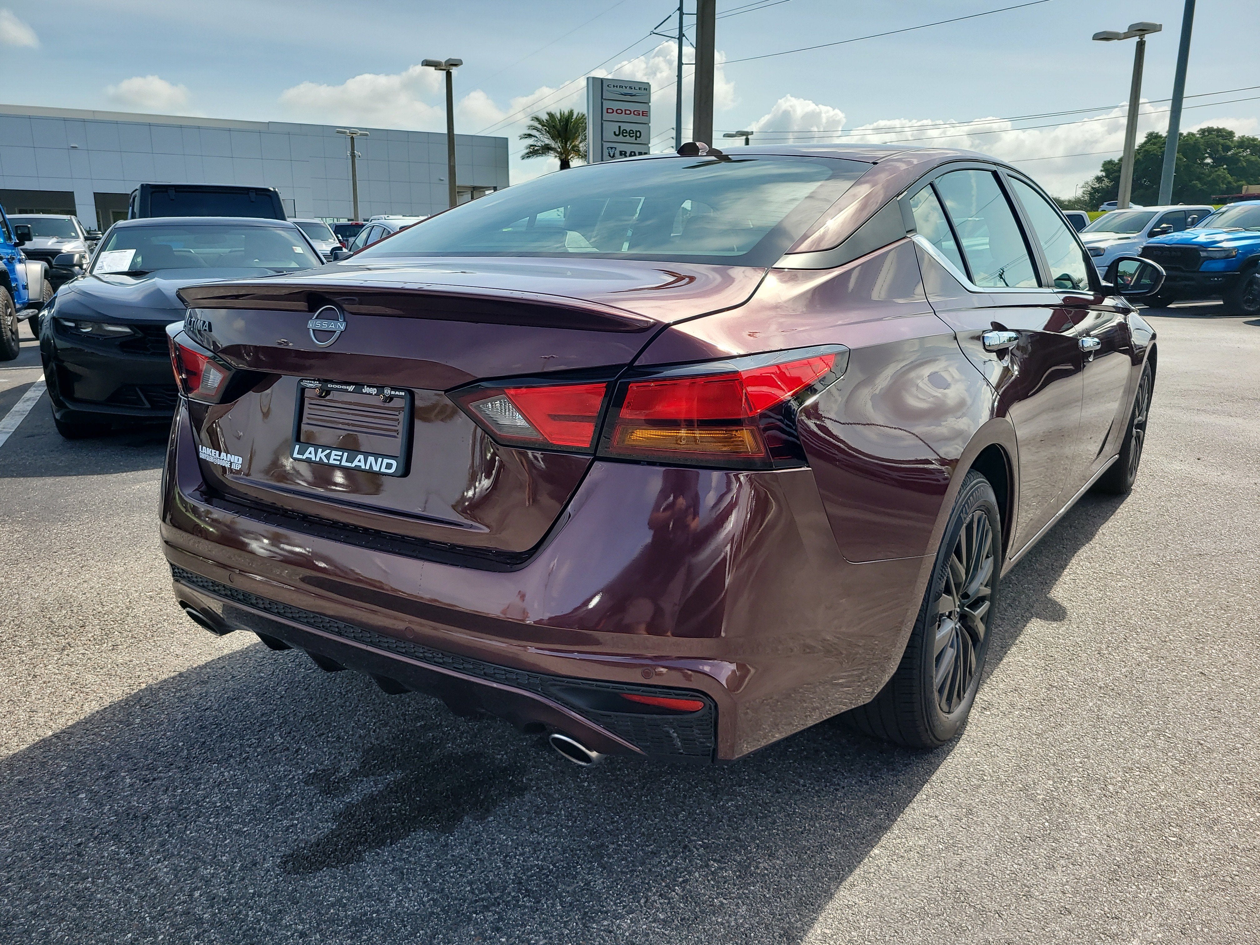 2025 Nissan Altima SV