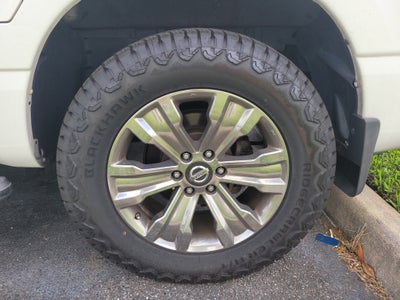 2019 Nissan Titan SV