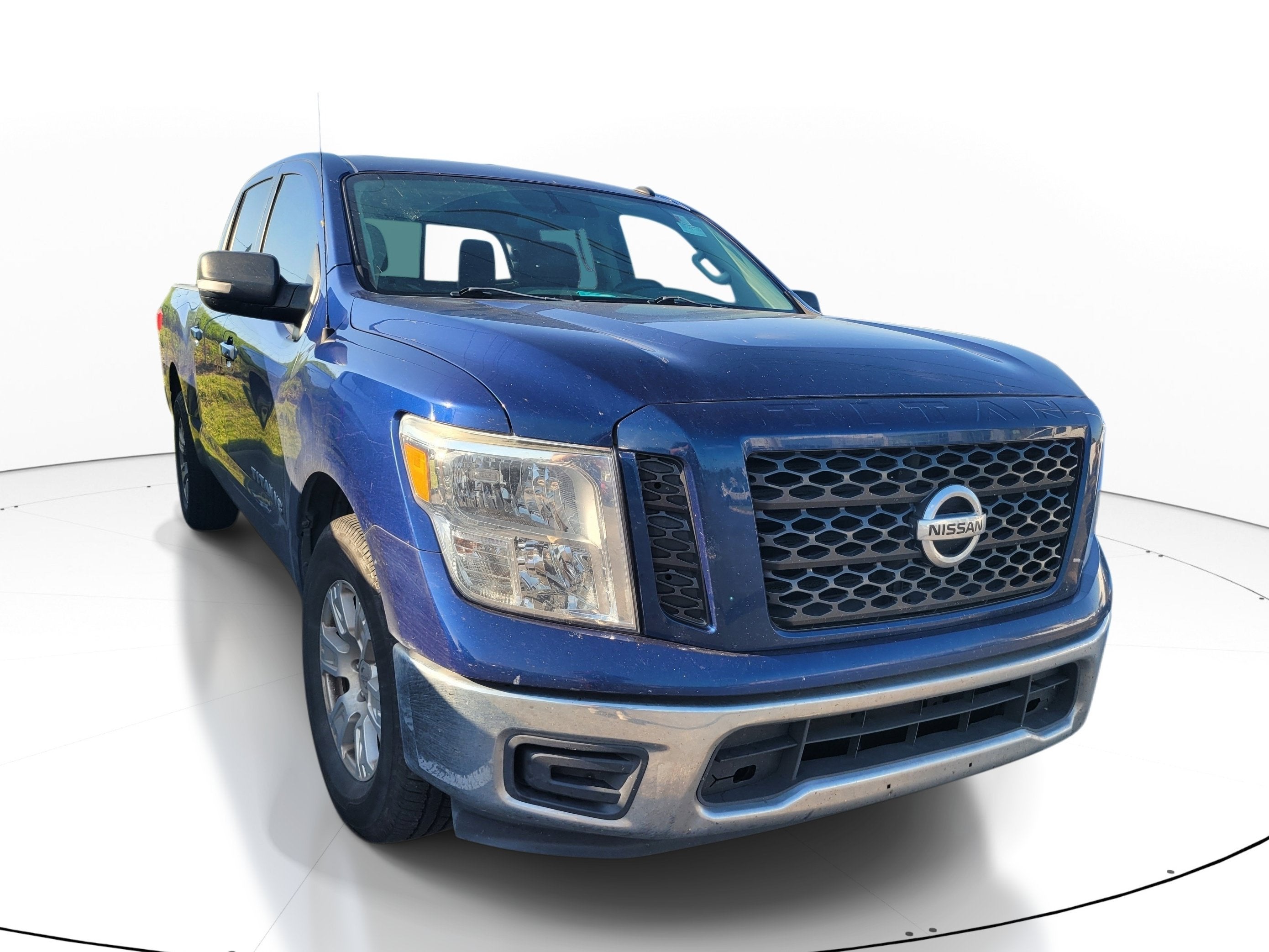 2019 Nissan Titan SV