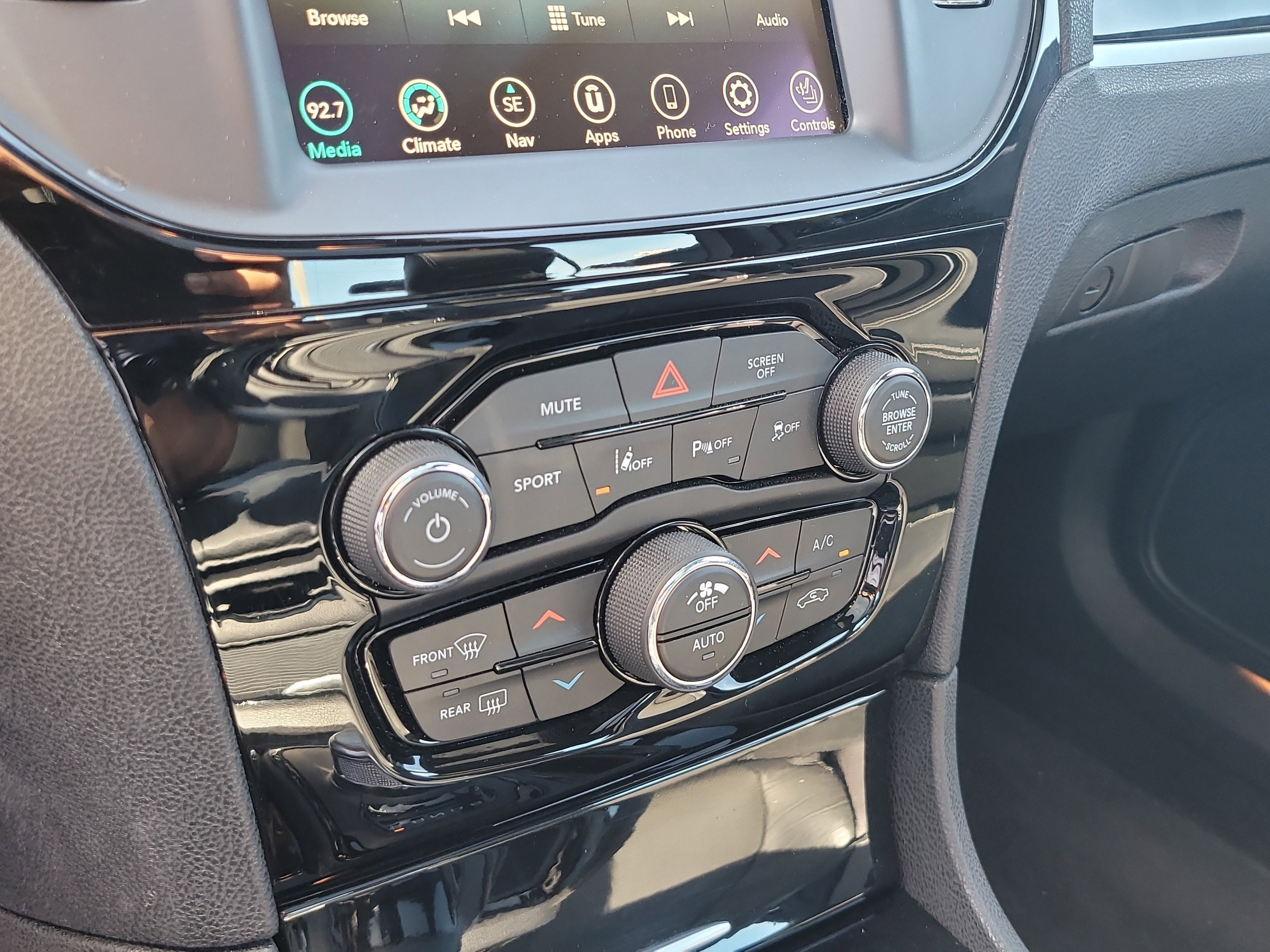 2023 Chrysler 300 300S