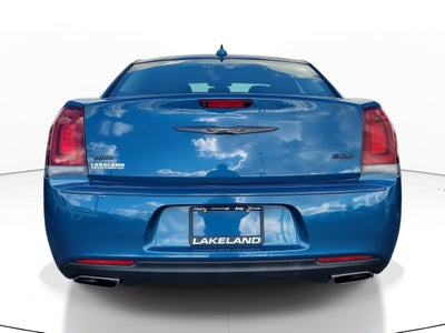 2022 Chrysler 300 Touring