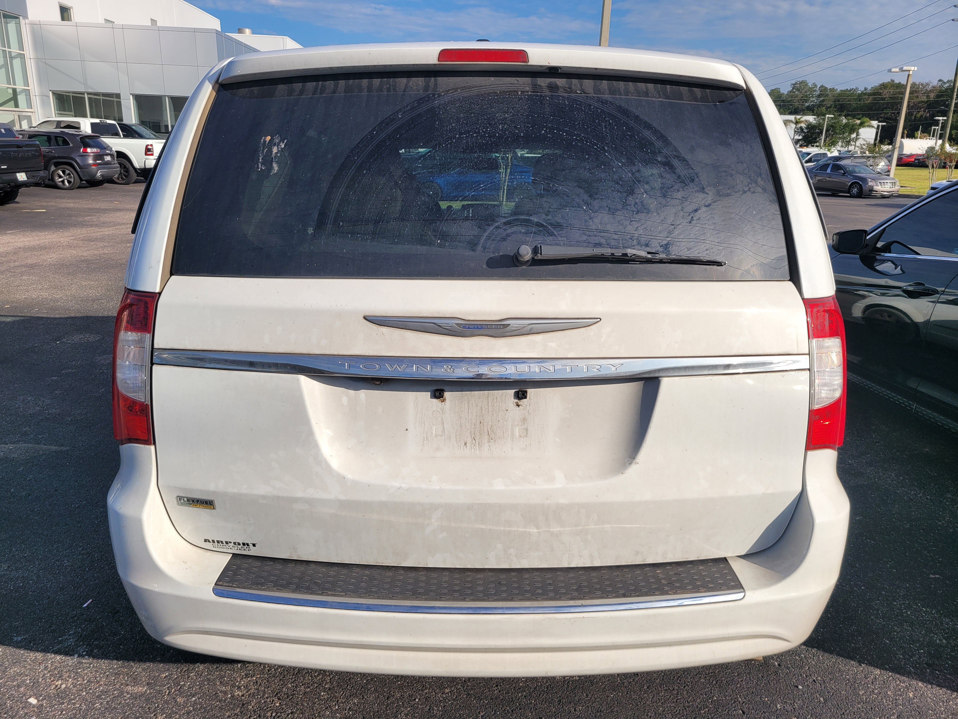 2016 Chrysler Town & Country Touring