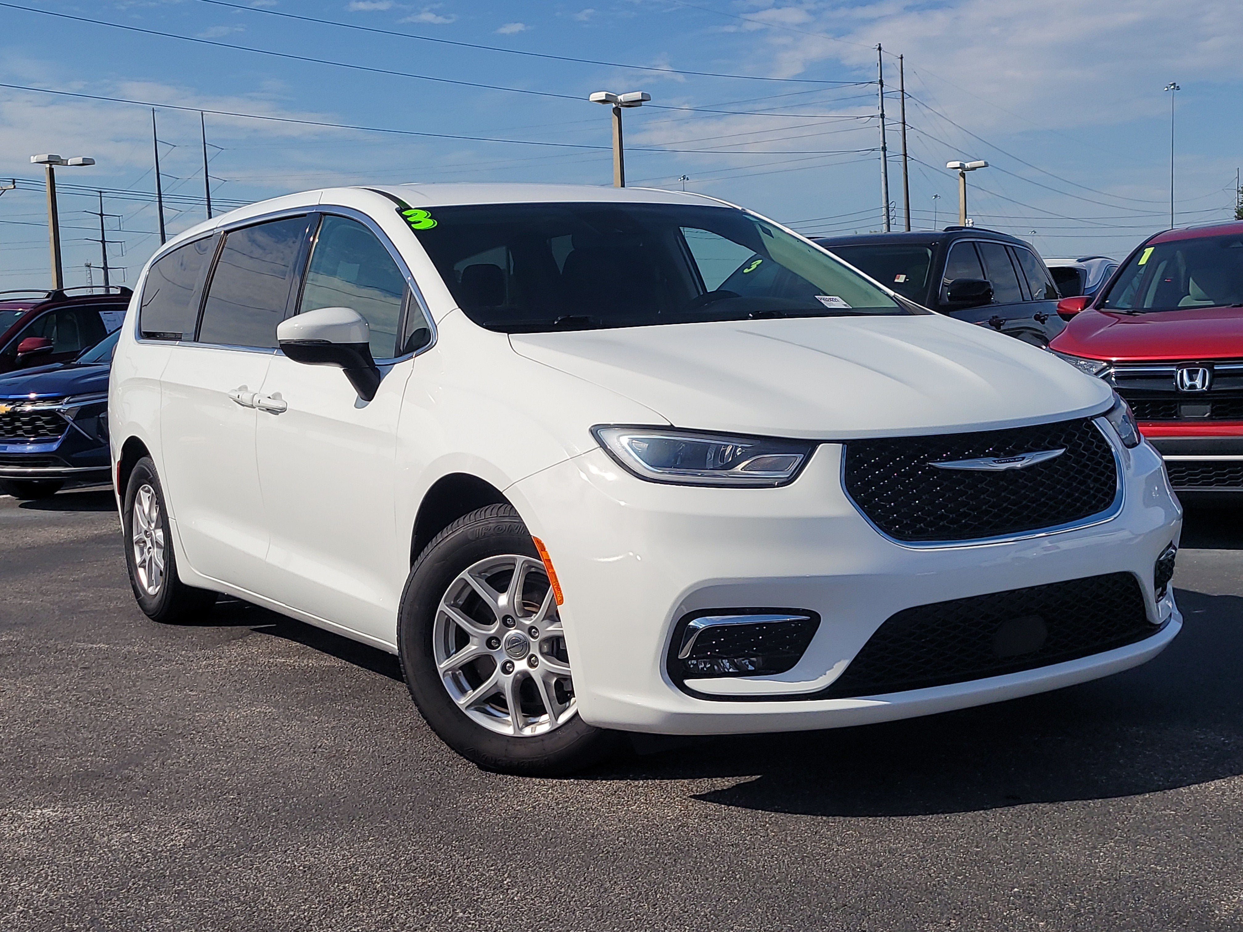 2023 Chrysler Pacifica Touring L