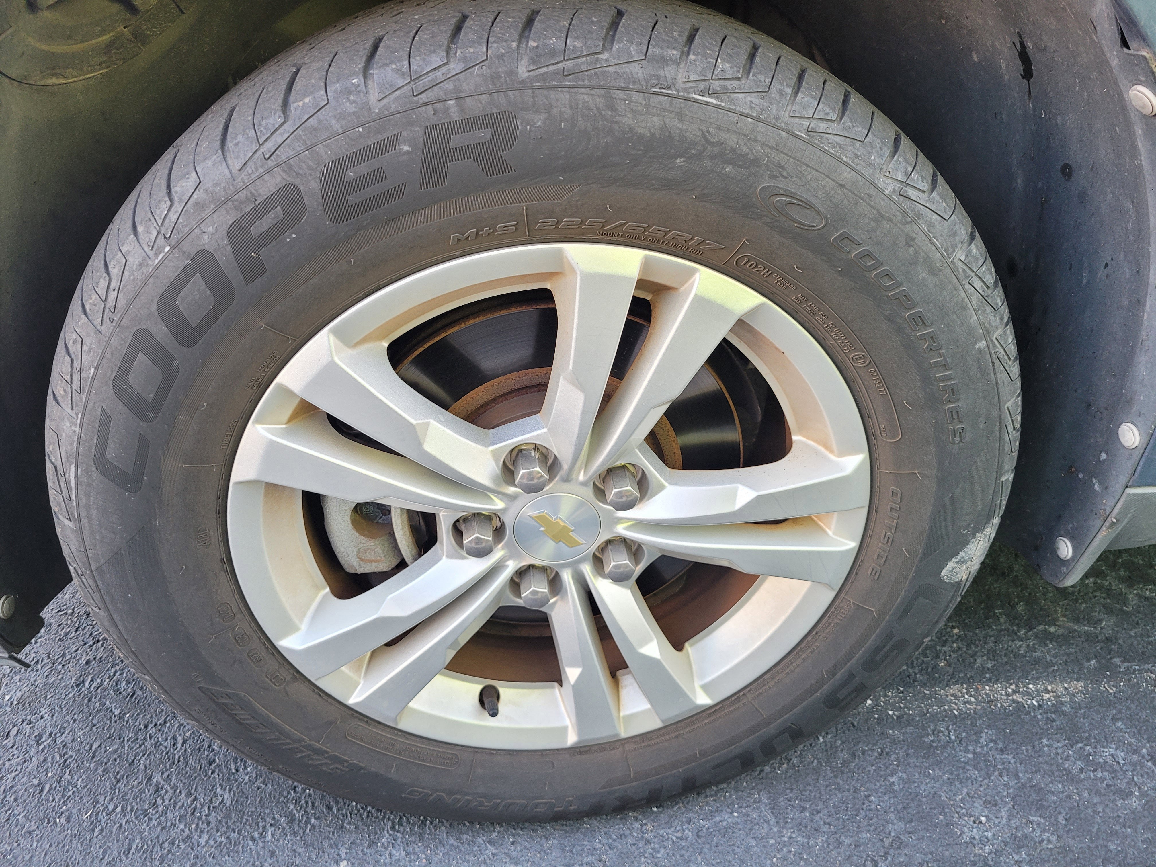 2012 Chevrolet Equinox LT with 1LT