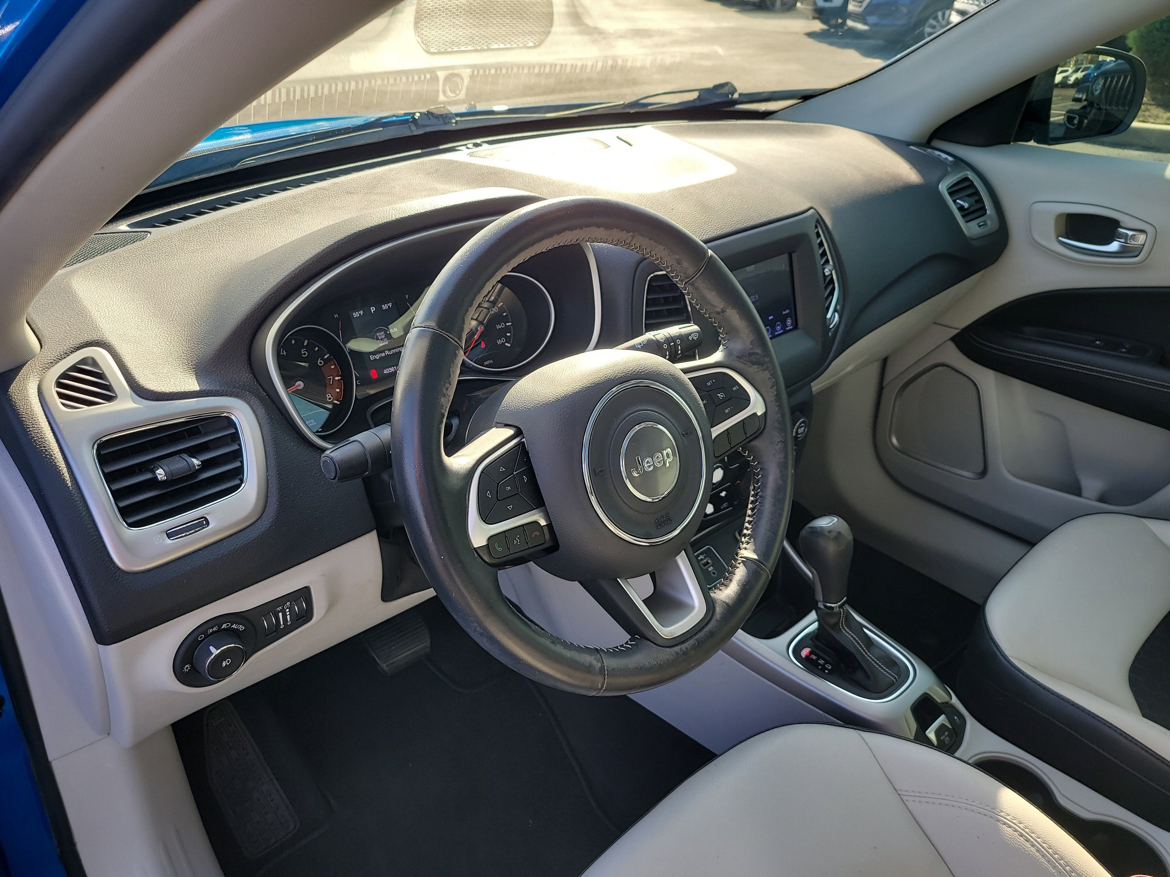 2019 Jeep Compass Latitude with Sun/Wheel Pkg