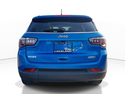 2019 Jeep Compass Latitude with Sun/Wheel Pkg