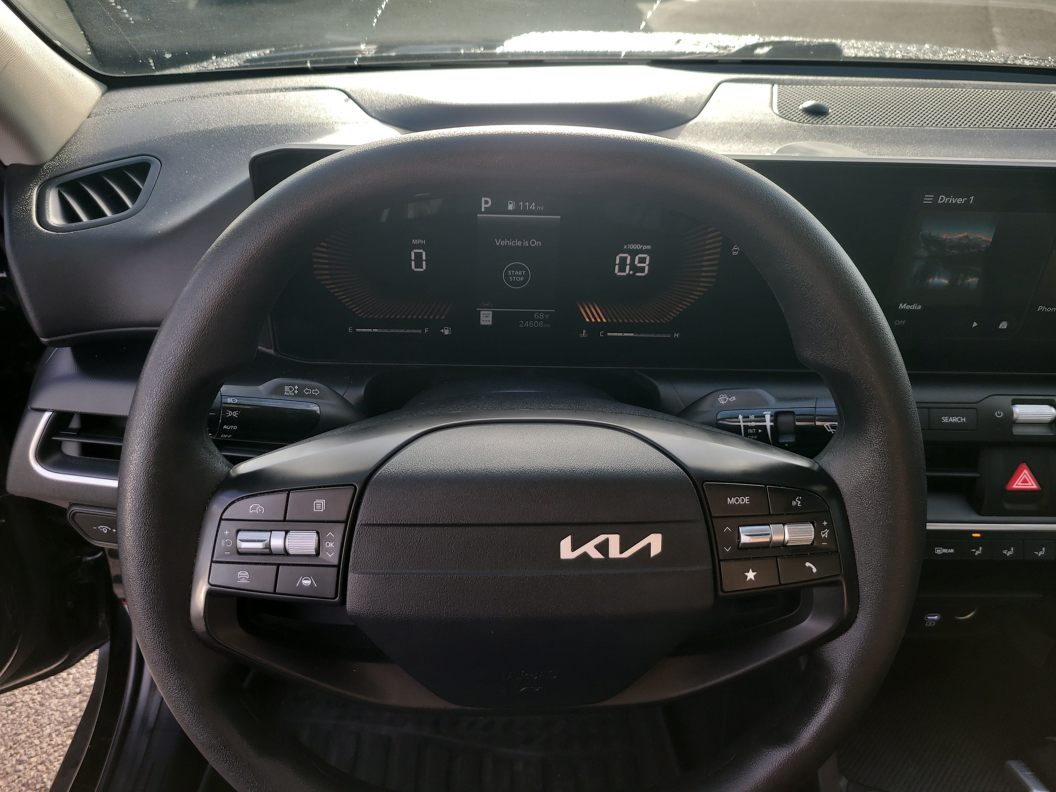 2025 Kia K4 LX