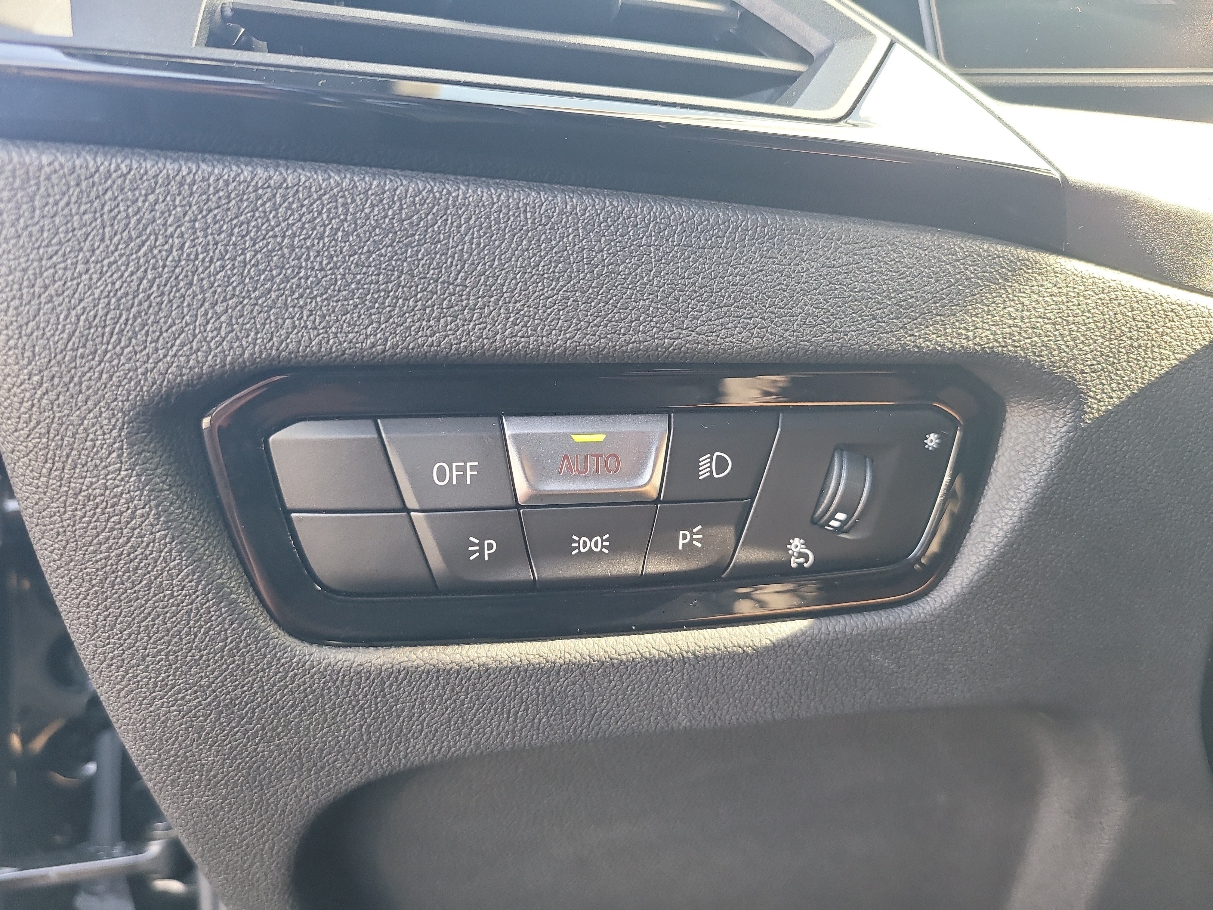 2023 BMW 2 Series 230i