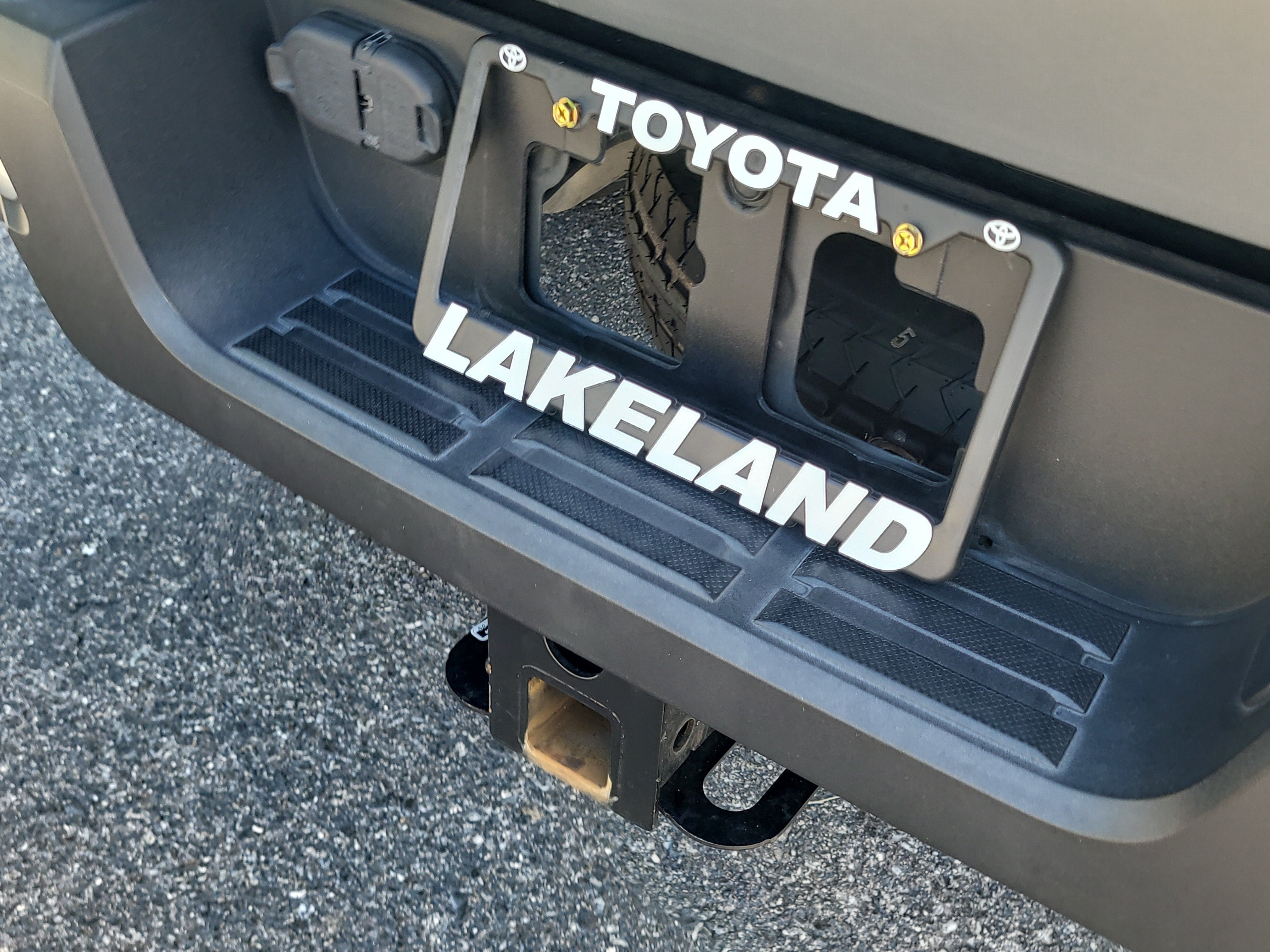 2024 Toyota Tacoma 2WD SR5