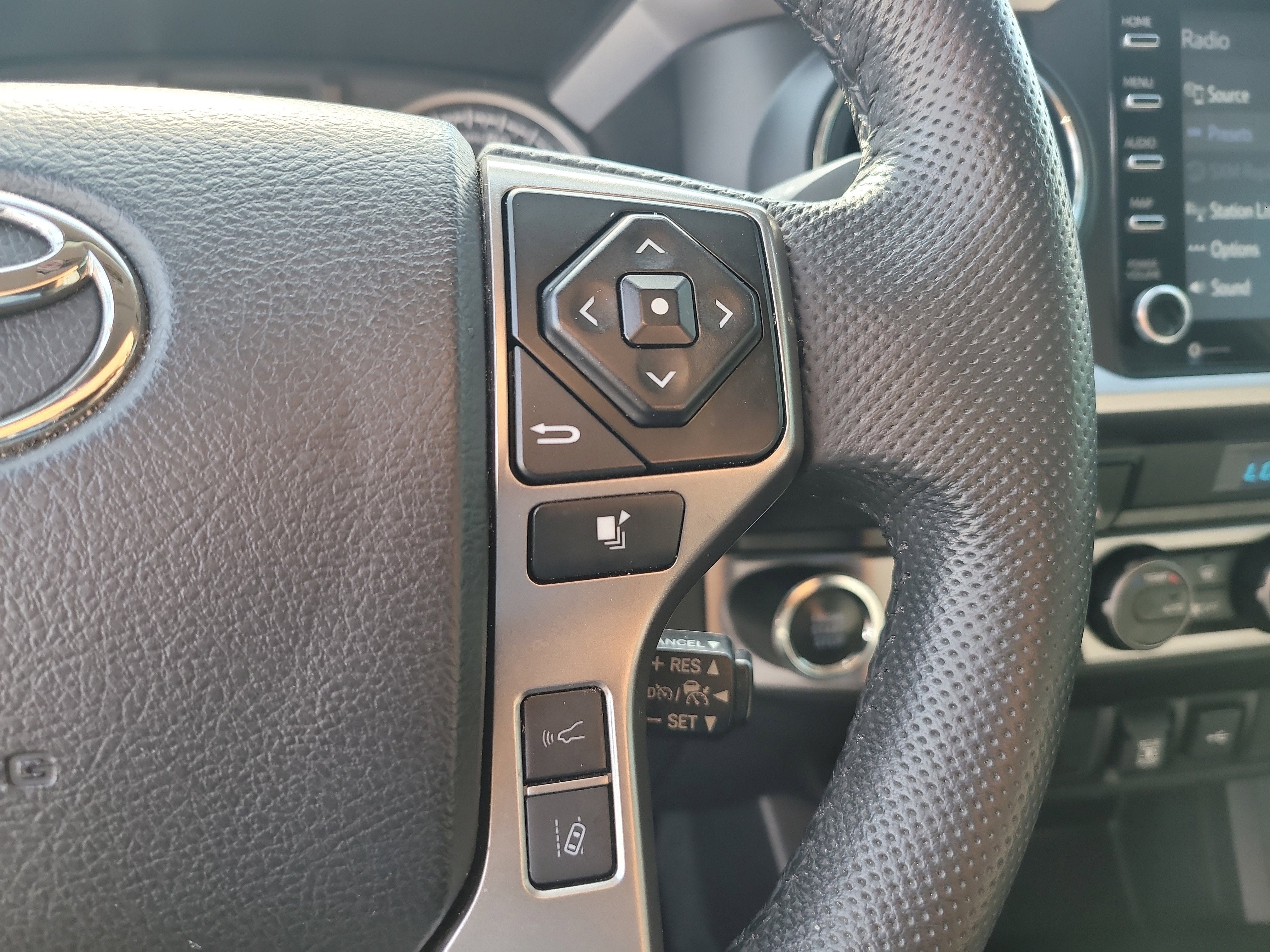 2023 Toyota Tacoma 4WD SR