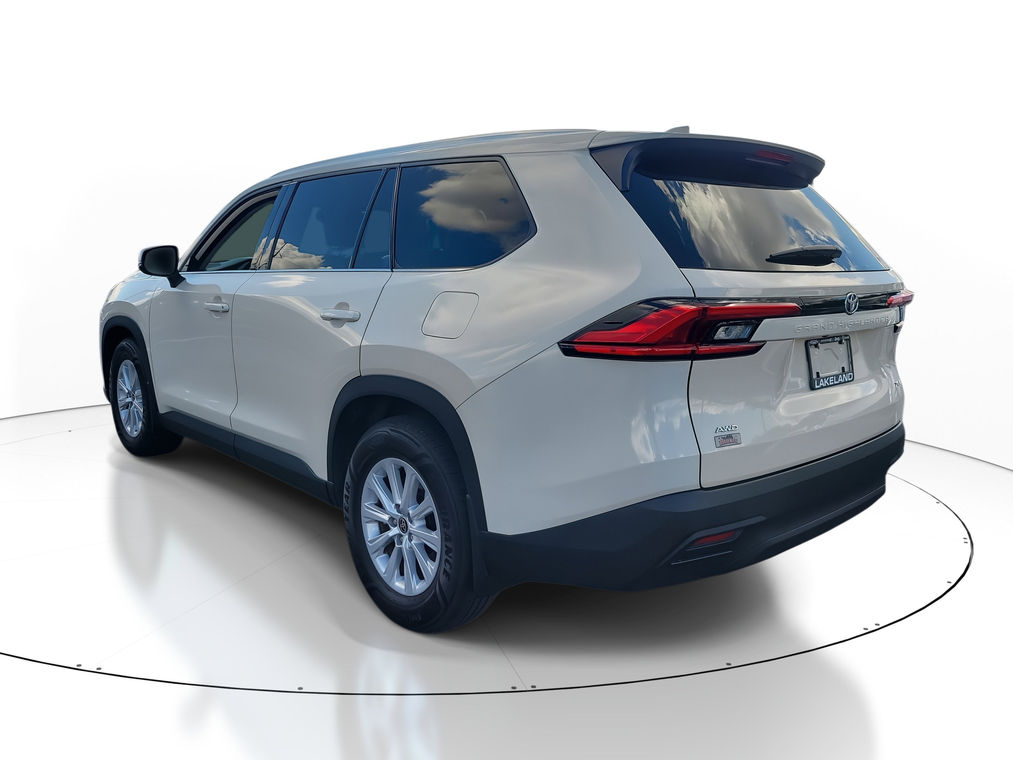 2024 Toyota Grand Highlander XLE