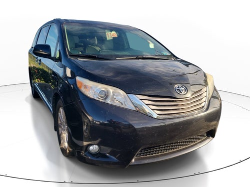 2017 Toyota Sienna XLE