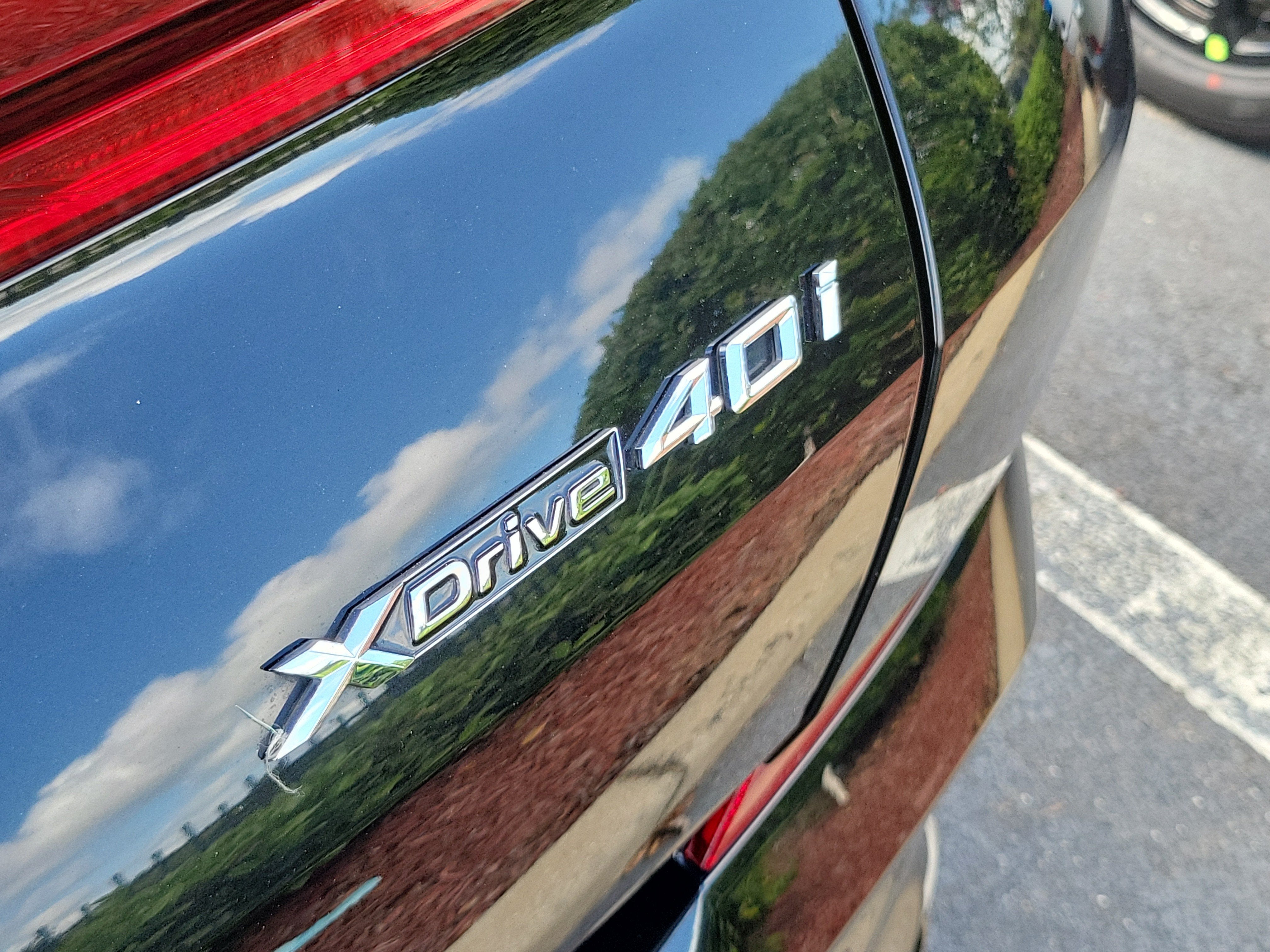 2023 BMW X6 xDrive40i