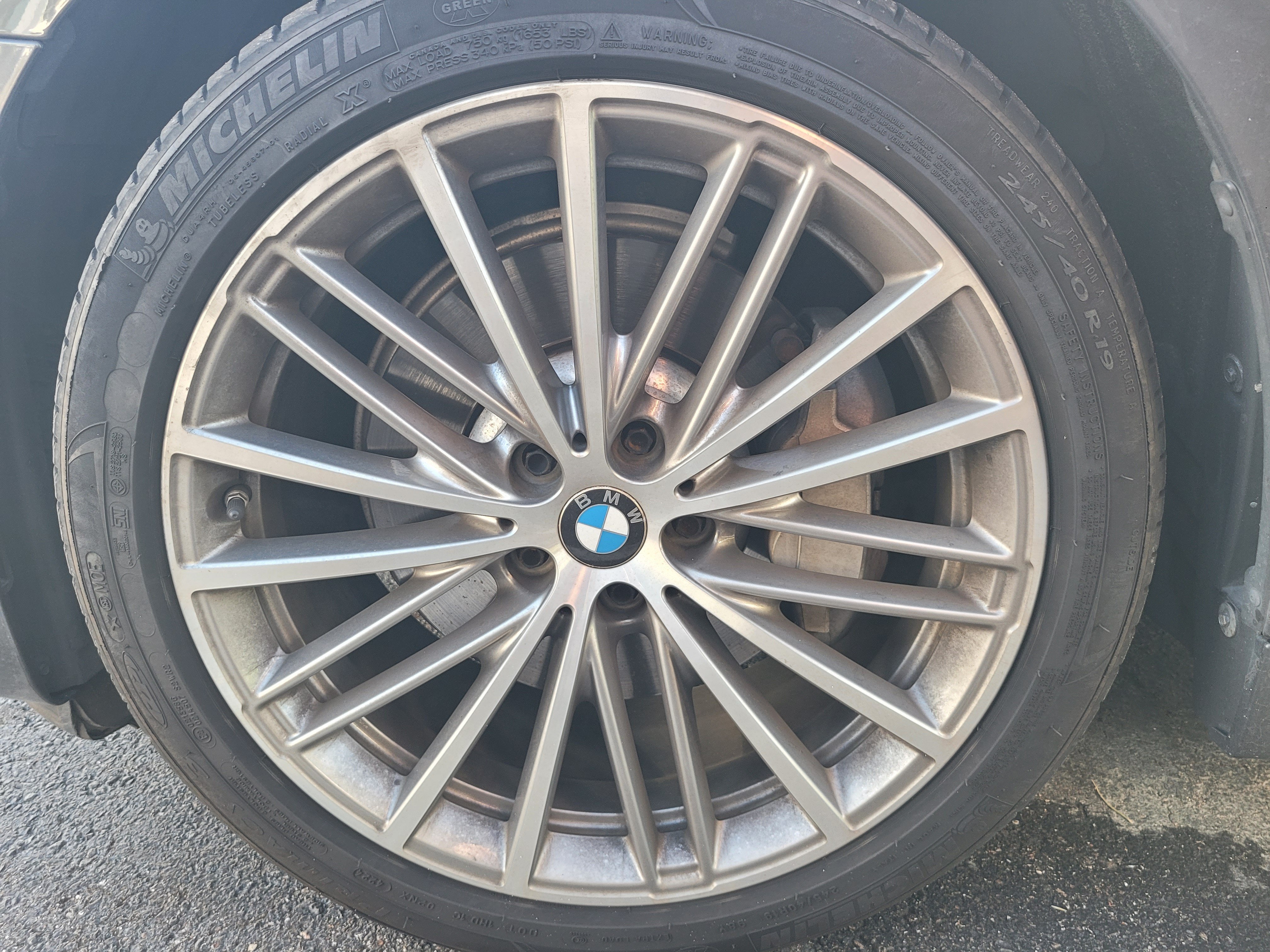 2018 BMW 5 Series 540i