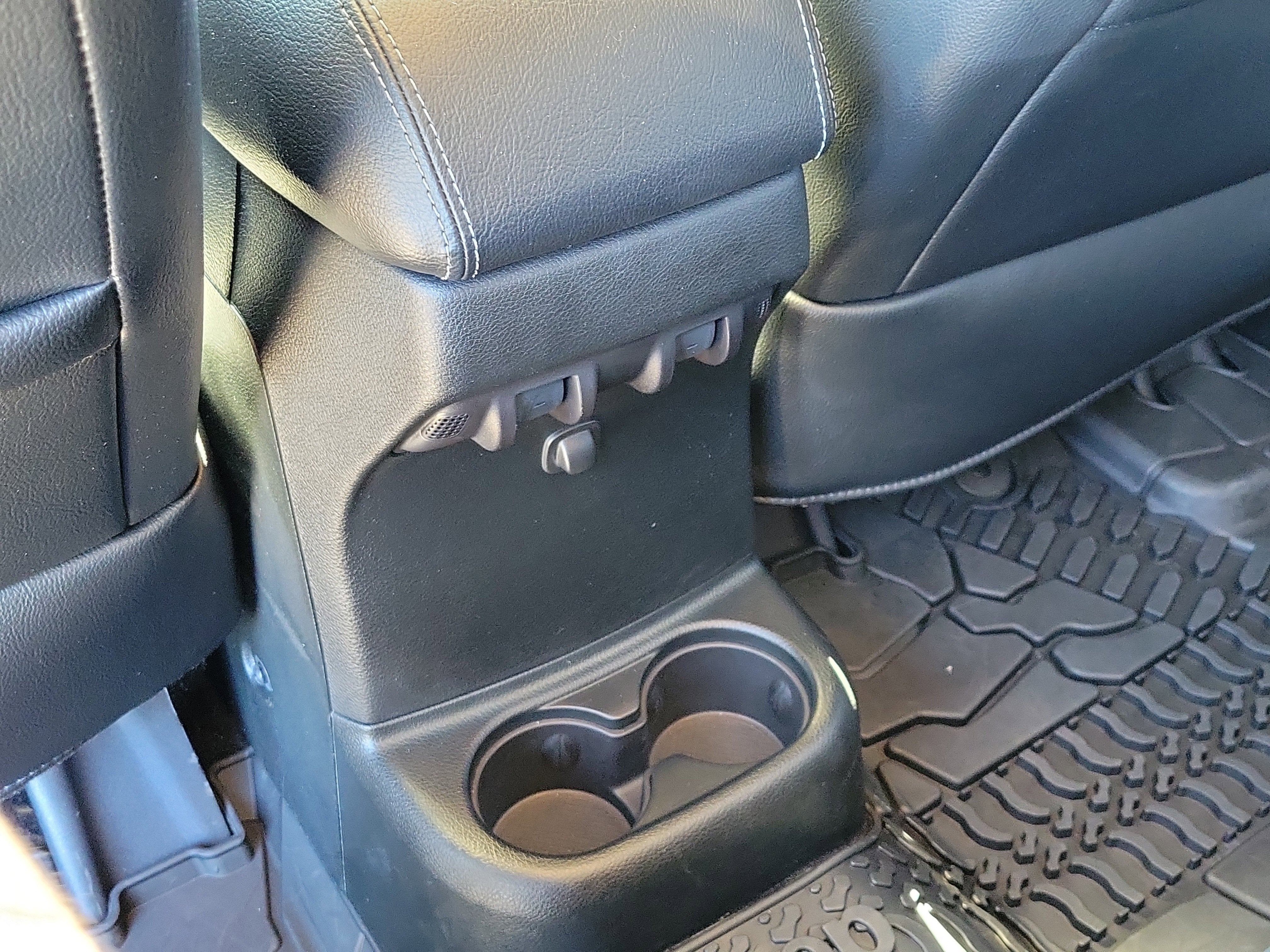 2018 Jeep Wrangler JK Unlimited Altitude