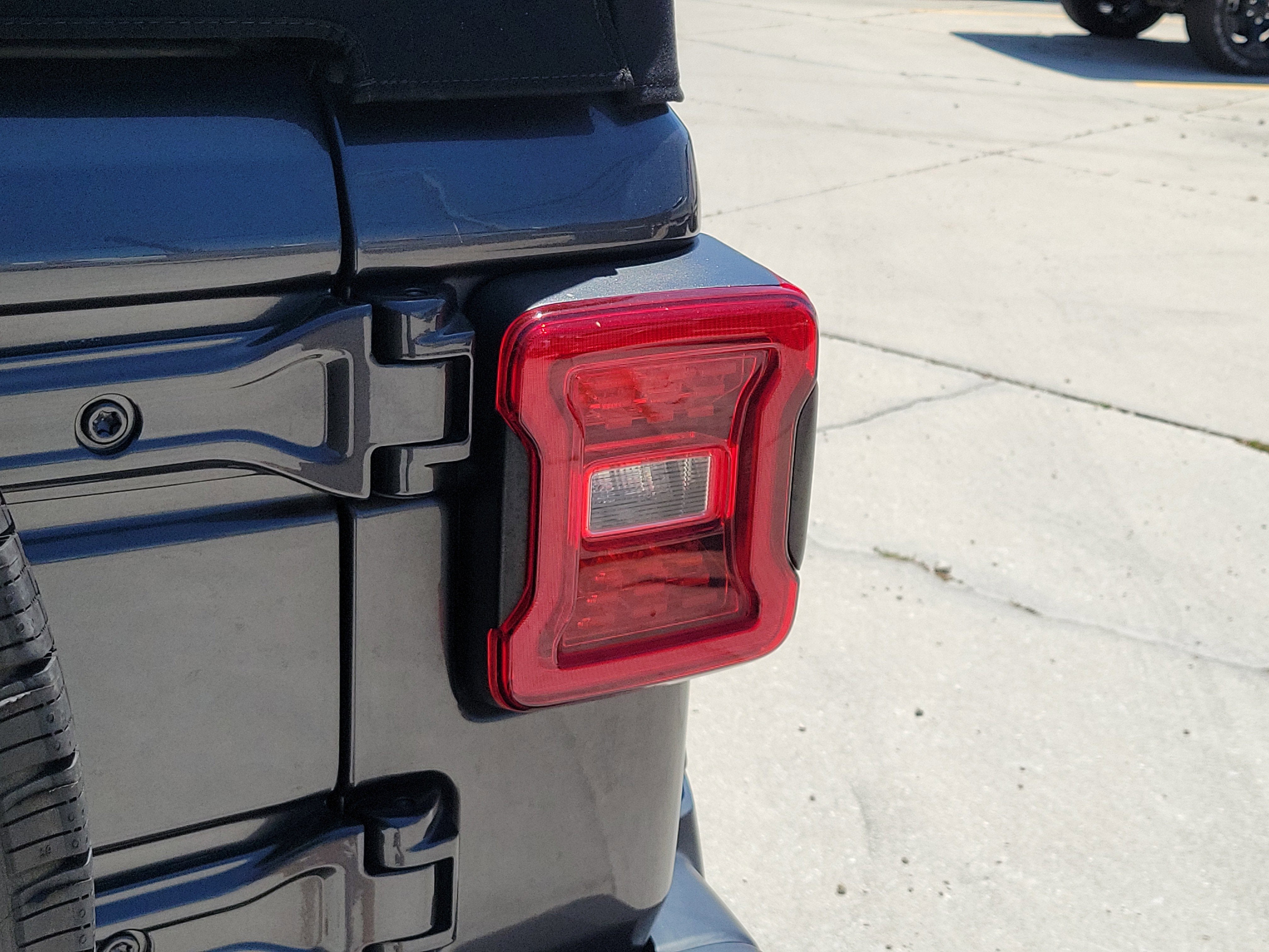2022 Jeep Wrangler Sport S