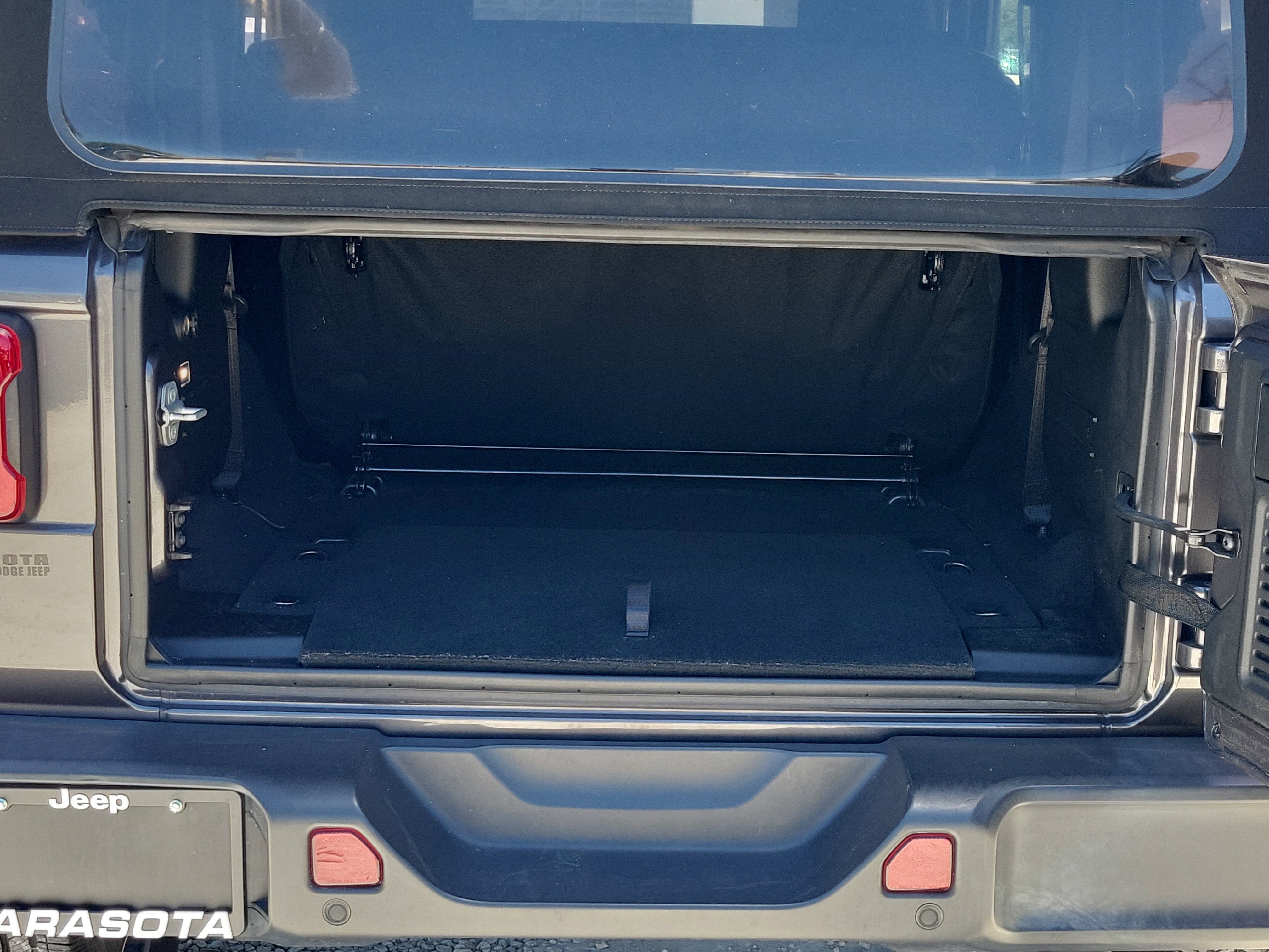 2022 Jeep Wrangler Sport S