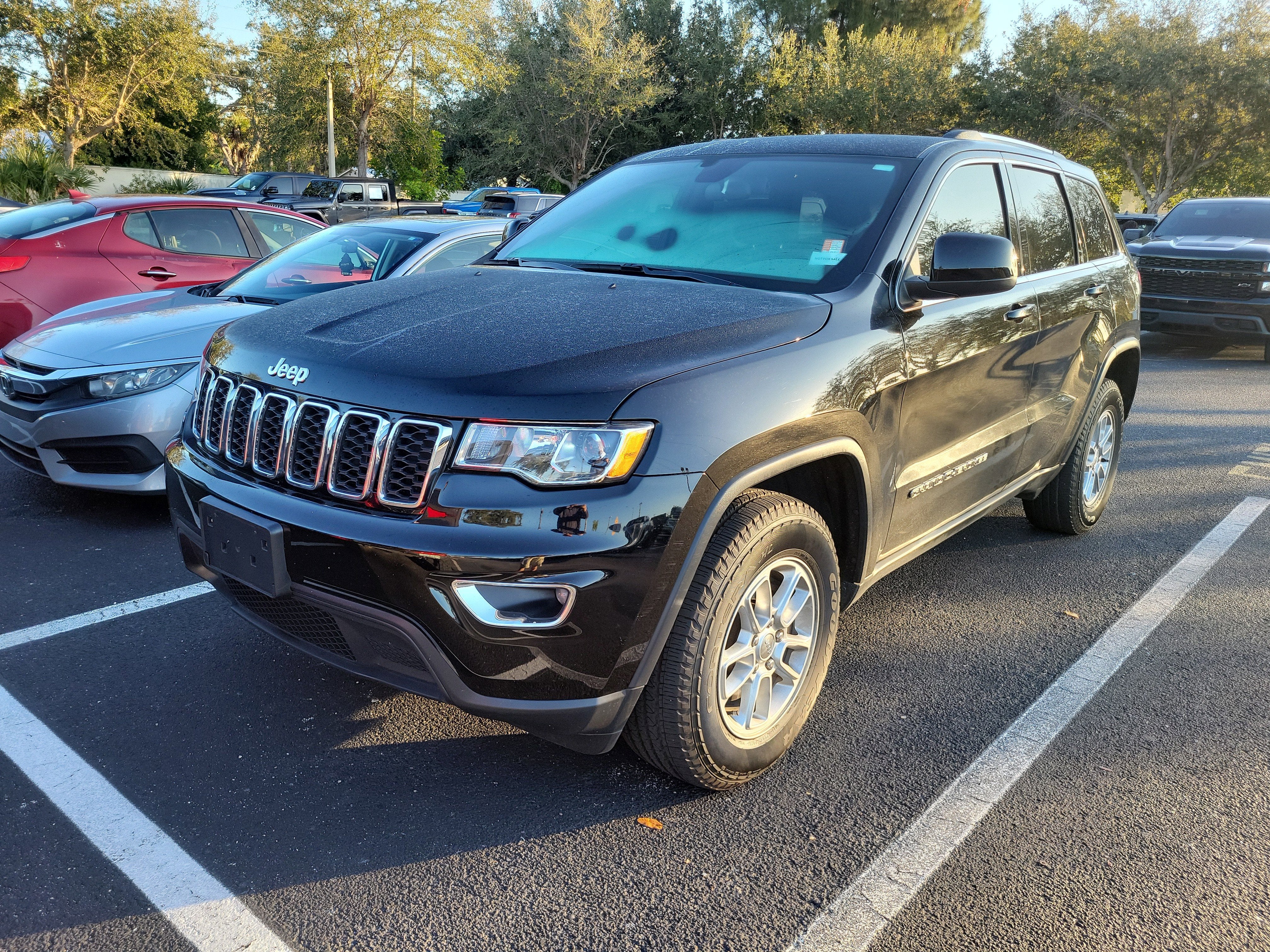 2019 Jeep Grand Cherokee Laredo E