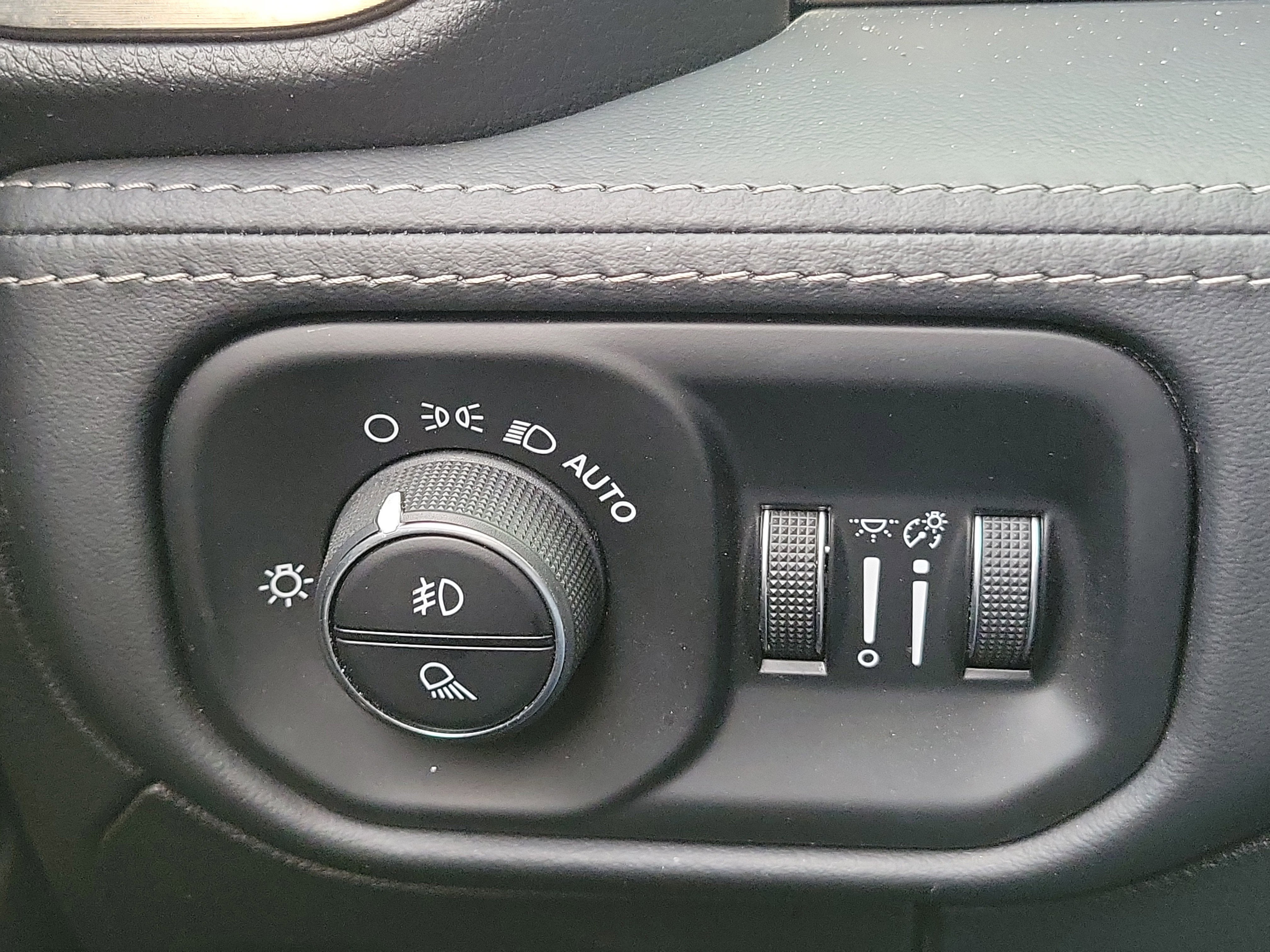 2020 RAM 1500 Limited