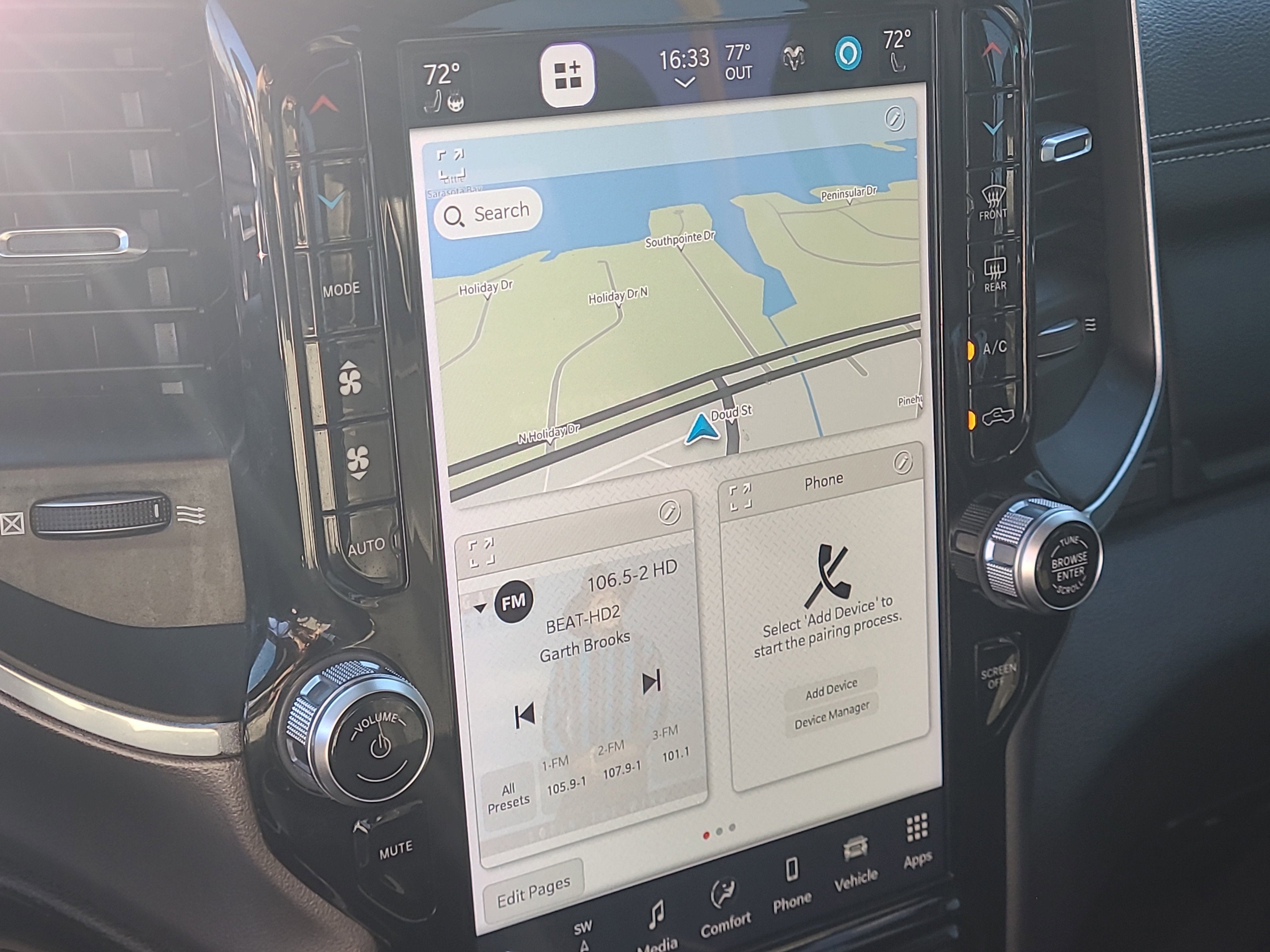 2022 RAM 1500 Laramie