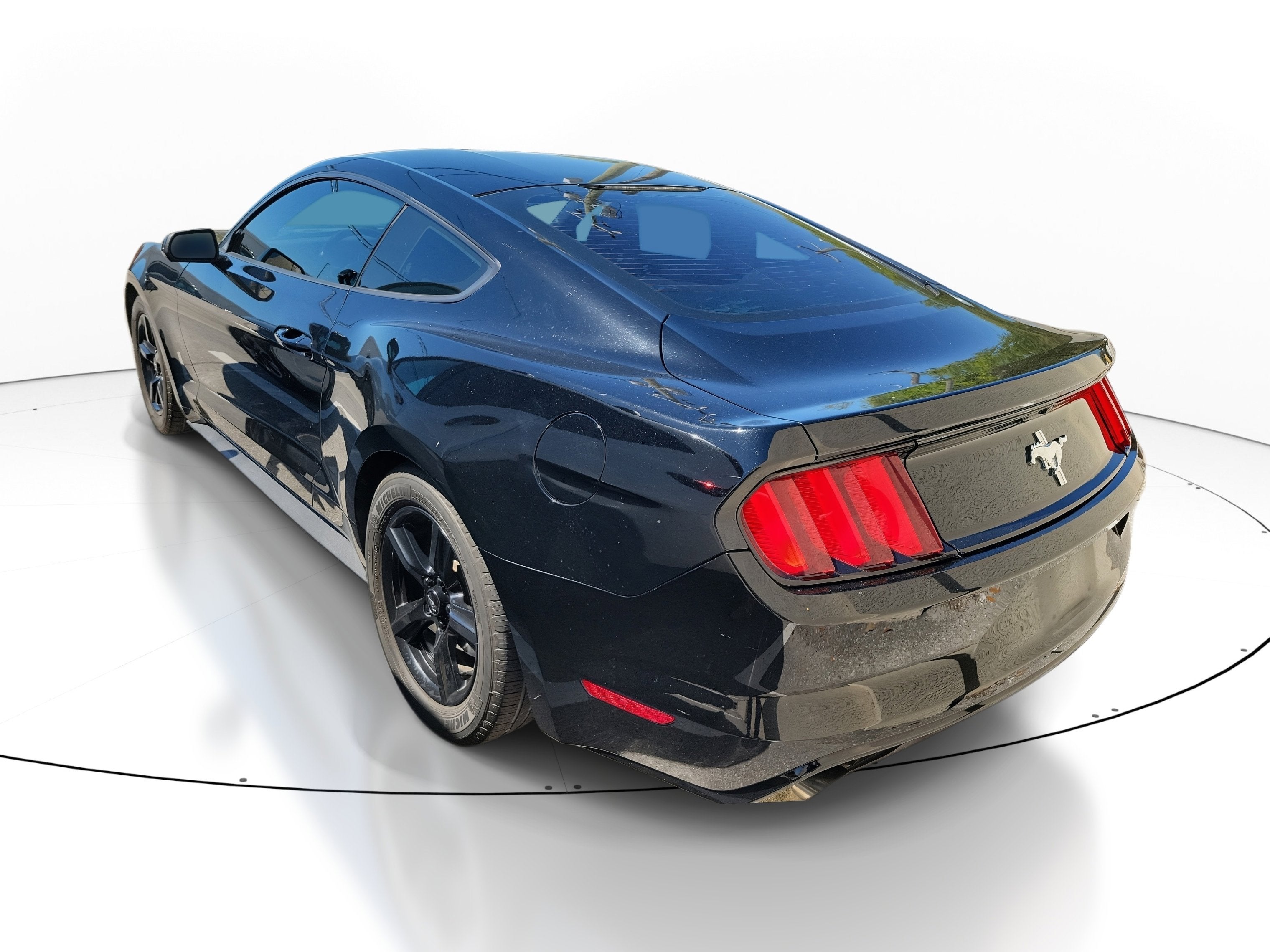 2016 Ford Mustang V6
