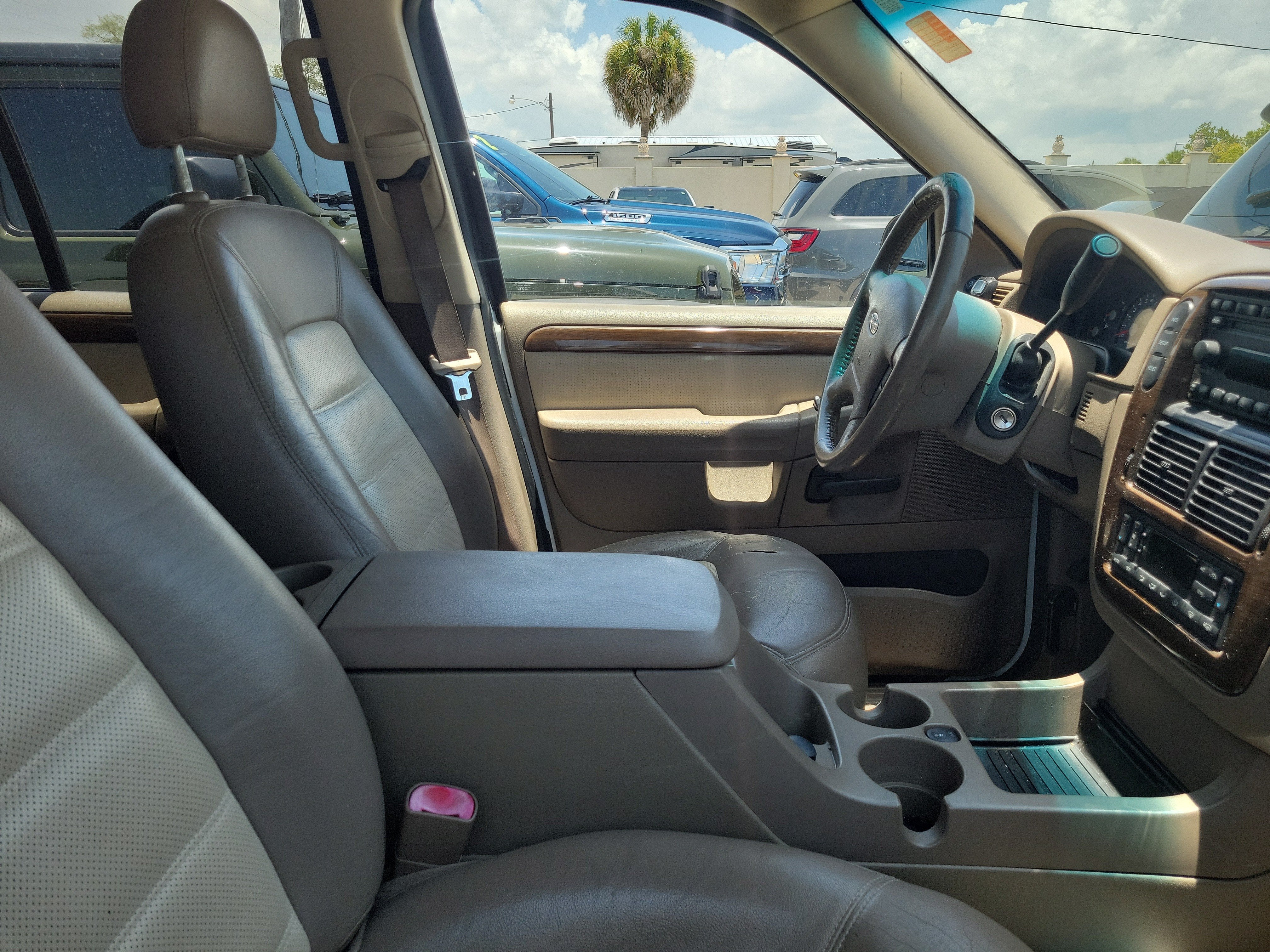 2005 Ford Explorer Eddie Bauer