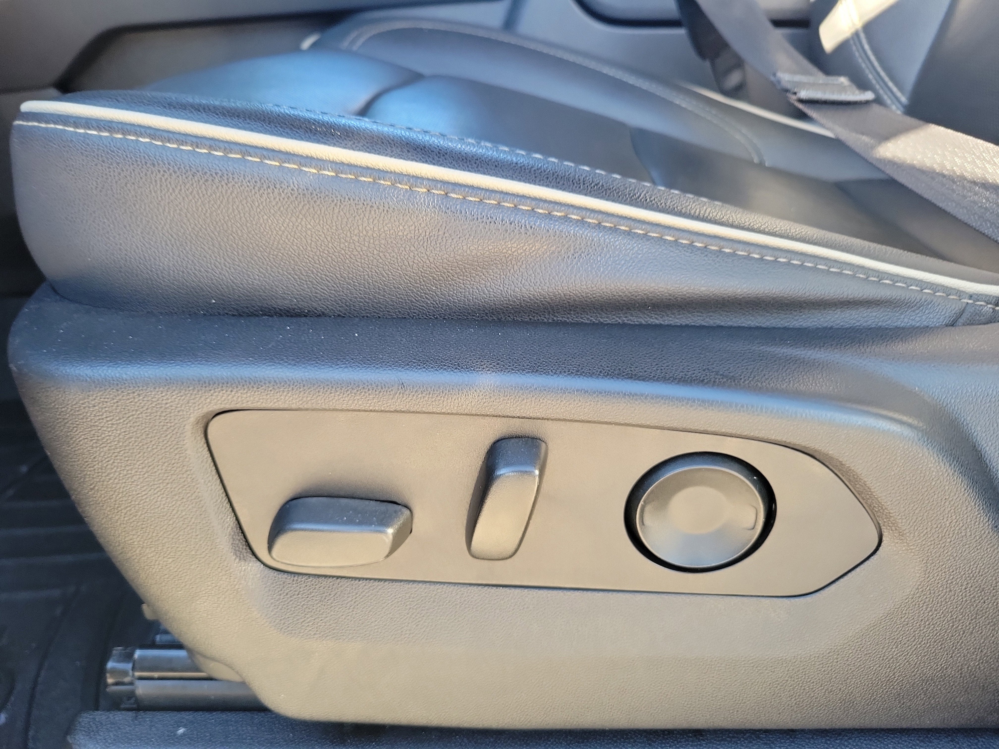 2022 Chevrolet Suburban Premier