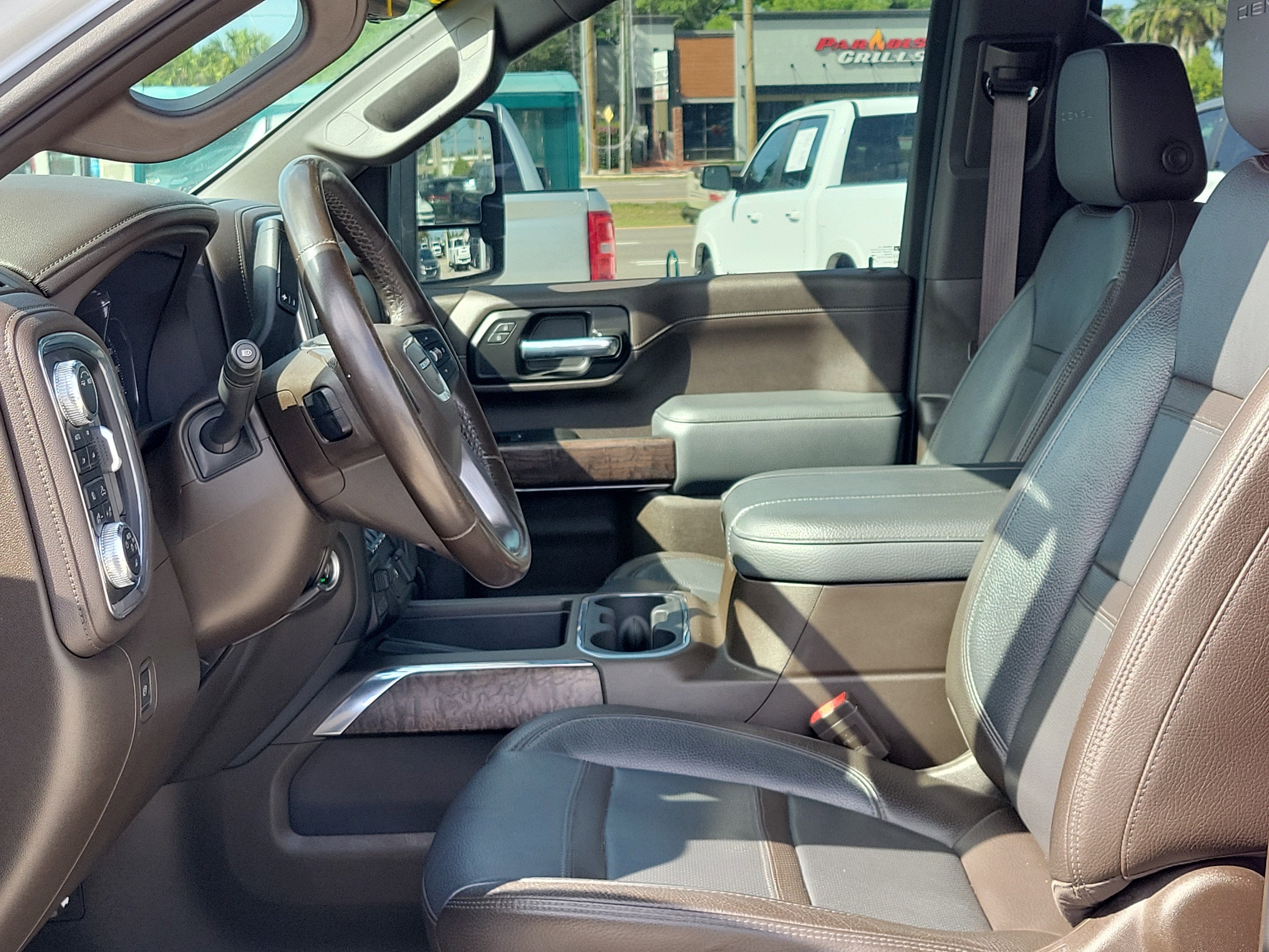 2023 GMC Sierra 2500HD Denali