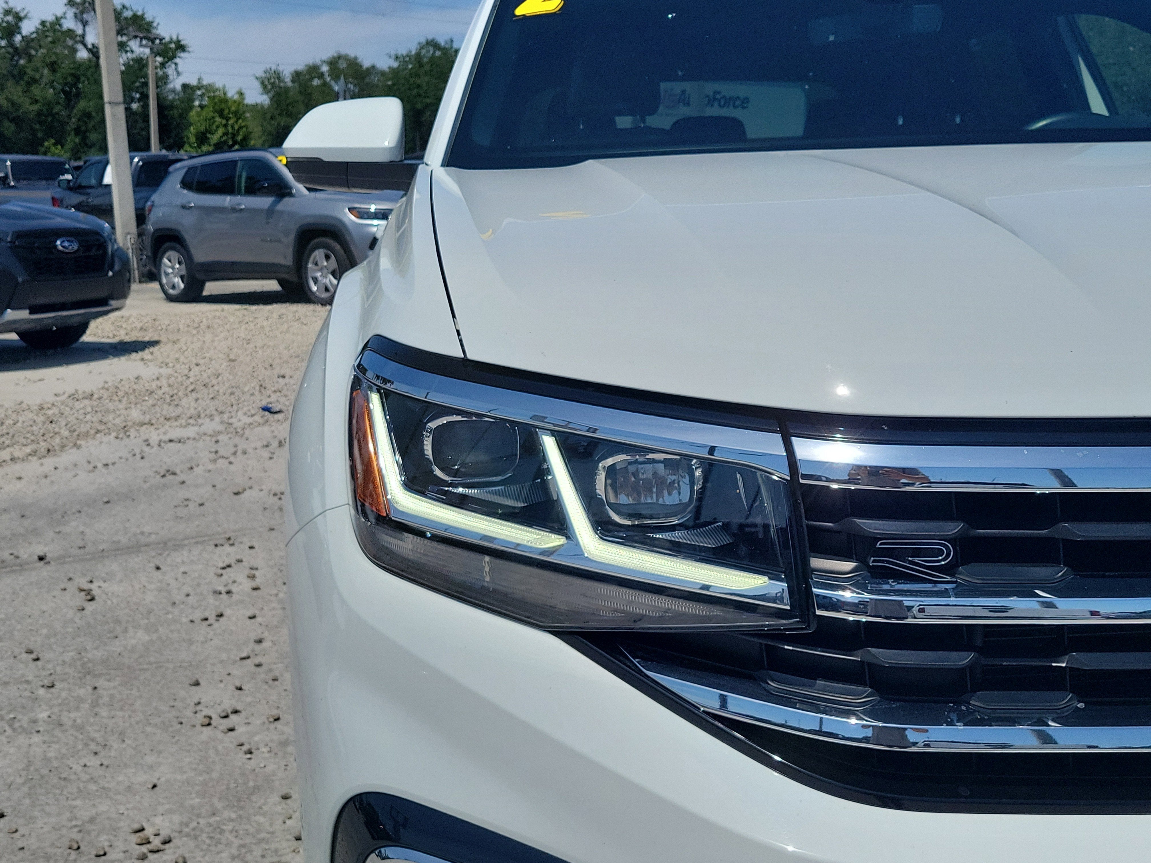 2022 Volkswagen Atlas Cross Sport 2.0T SEL R-Line