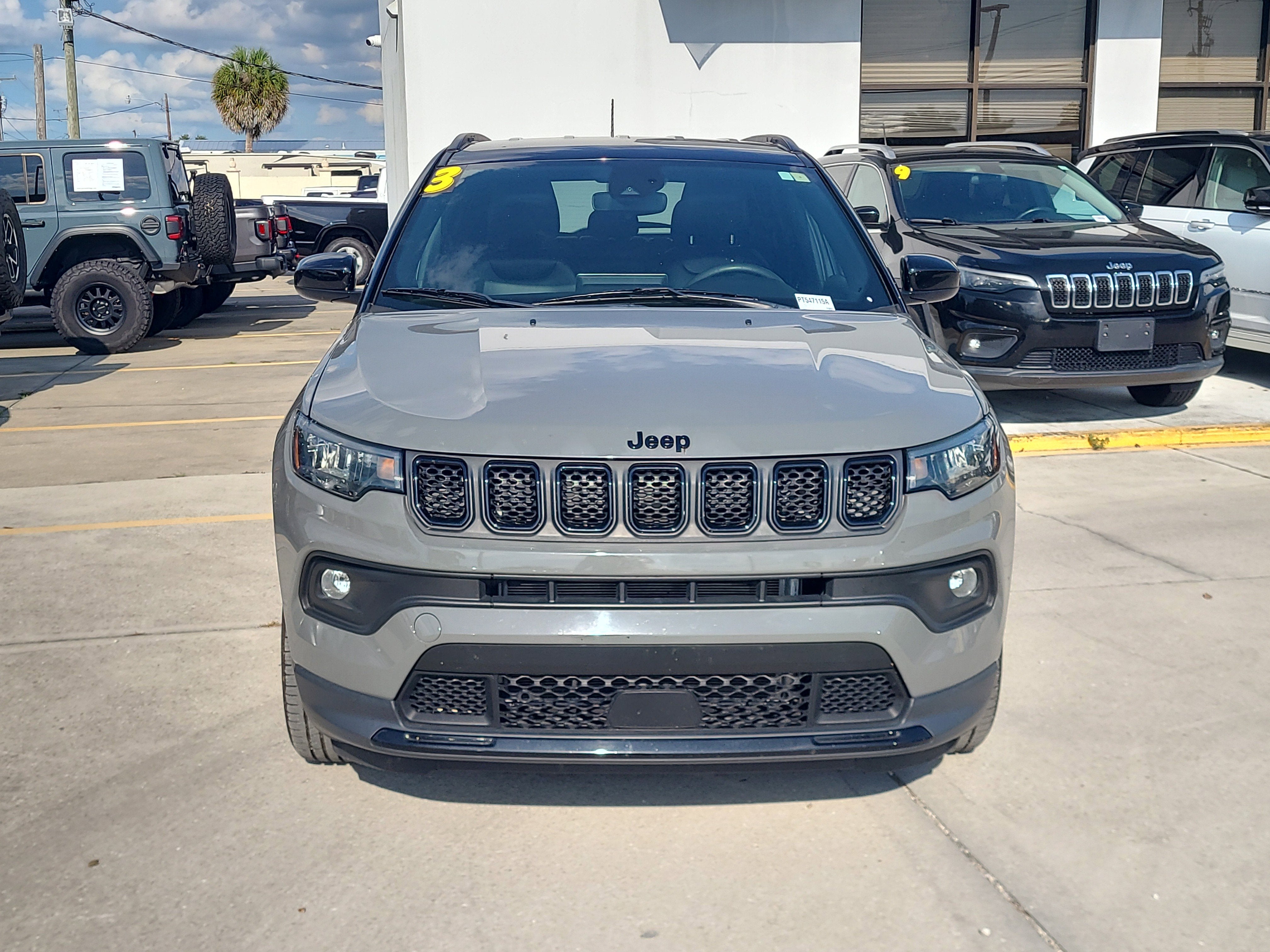 2023 Jeep Compass Altitude