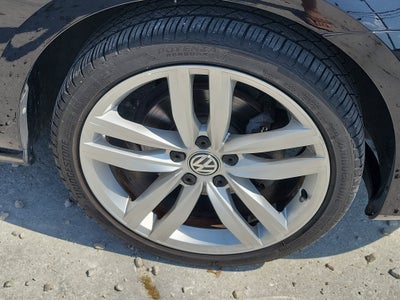 2017 Volkswagen Golf S