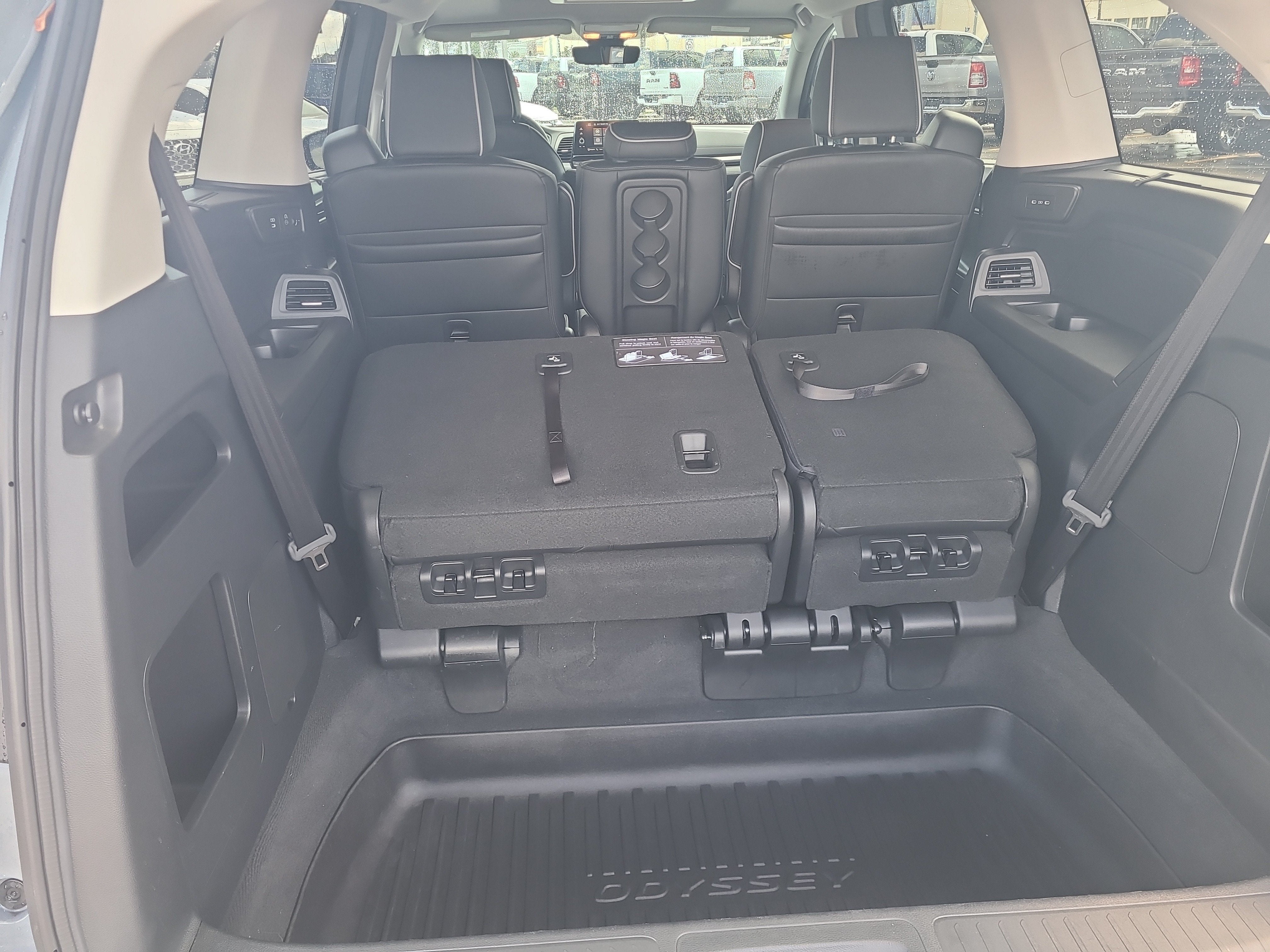 2025 Honda Odyssey Elite