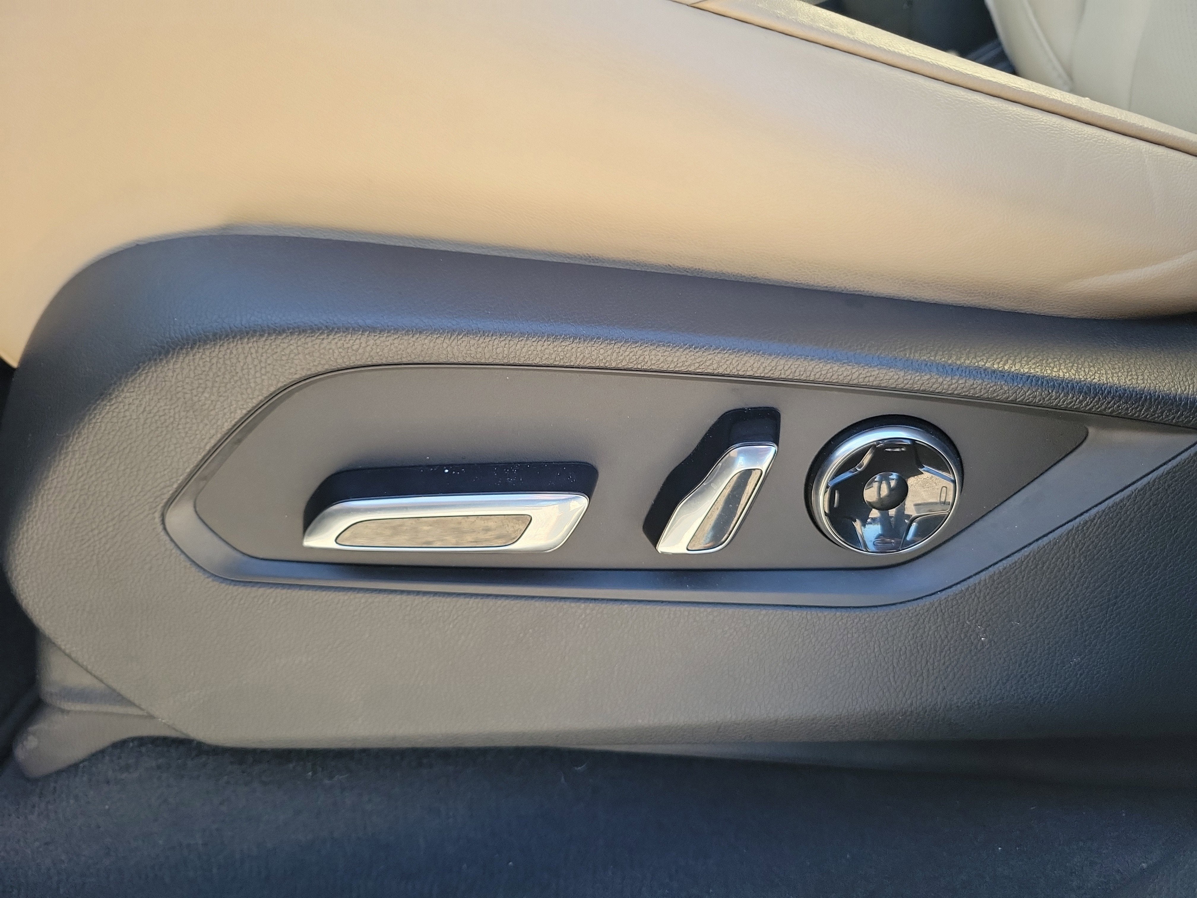 2022 Acura MDX w/Technology Package